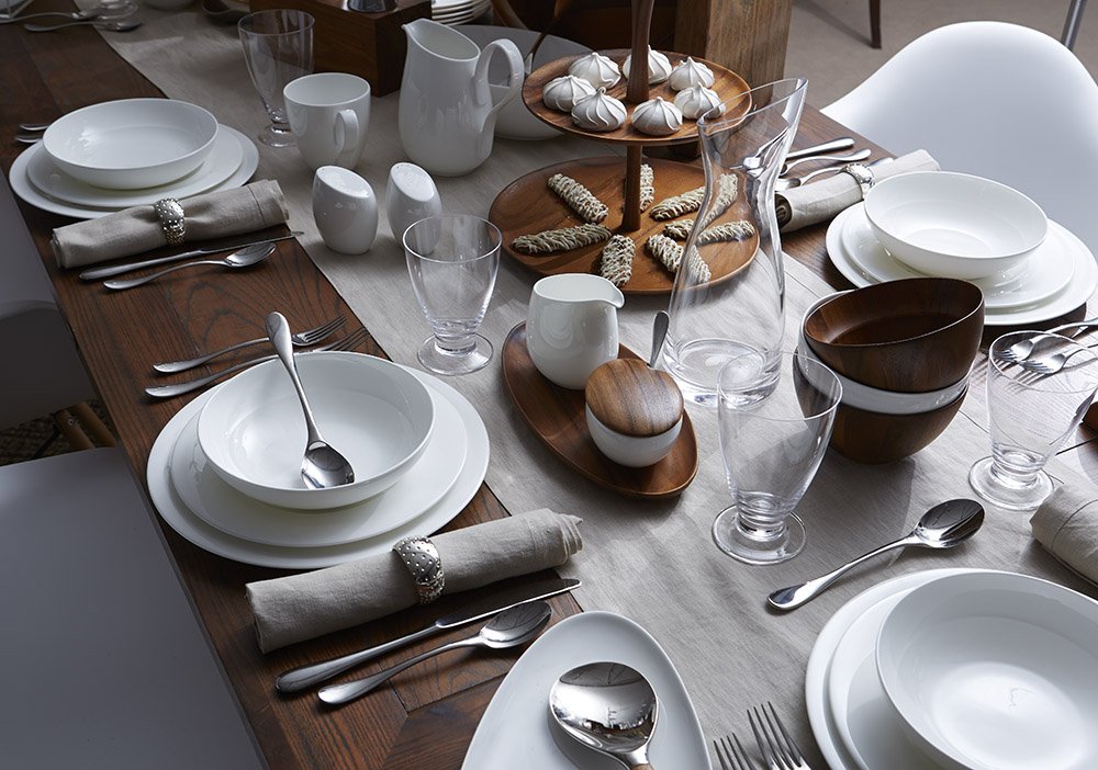 Nambé 4-Piece White Dinnerware Set - Modern Tableware for Everyday Dining & Special Occasions | Elegant Place Settings for Restaurants, Weddings & Home Entertaining