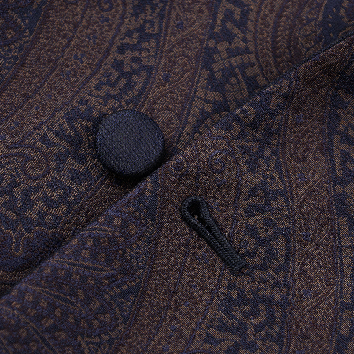 Isaia Paisley Brocade Smoking Jacket for Men - Luxury Velvet Formal Blazer - Perfect for Weddings, Parties & Special Occasions