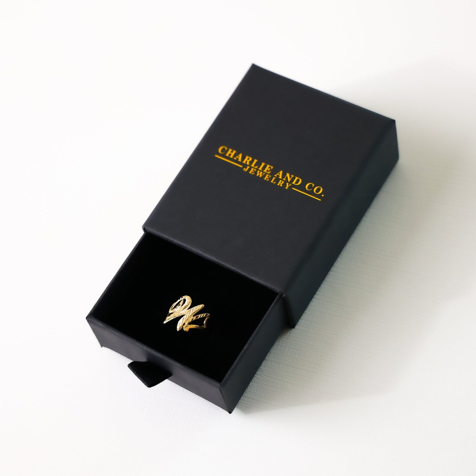Elegant Gold Cursive Initial W Ring - Personalized Monogram Jewelry for Women - Perfect for Gifts, Anniversaries & Everyday Wear