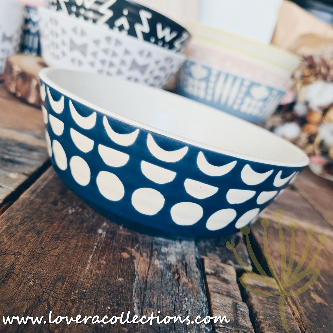 Groovy Embossed Dinnerware Set - 70% Off Clearance Sale | Elegant Tableware for Parties, Weddings & Home Decor