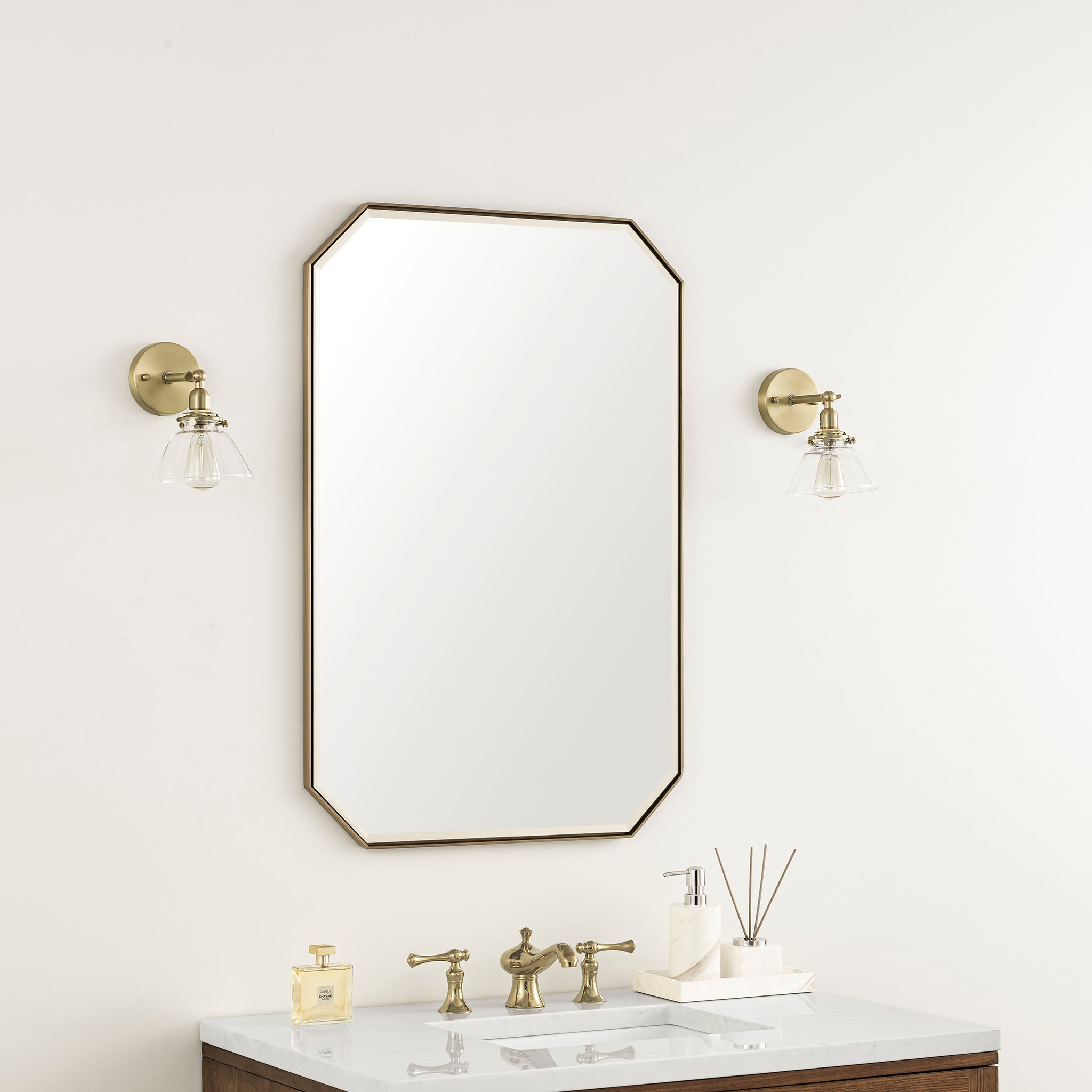 Rohe 24-Inch Round Wall Mirror with Champagne Brass Frame - Perfect for Bathroom, Bedroom, and Entryway Decor