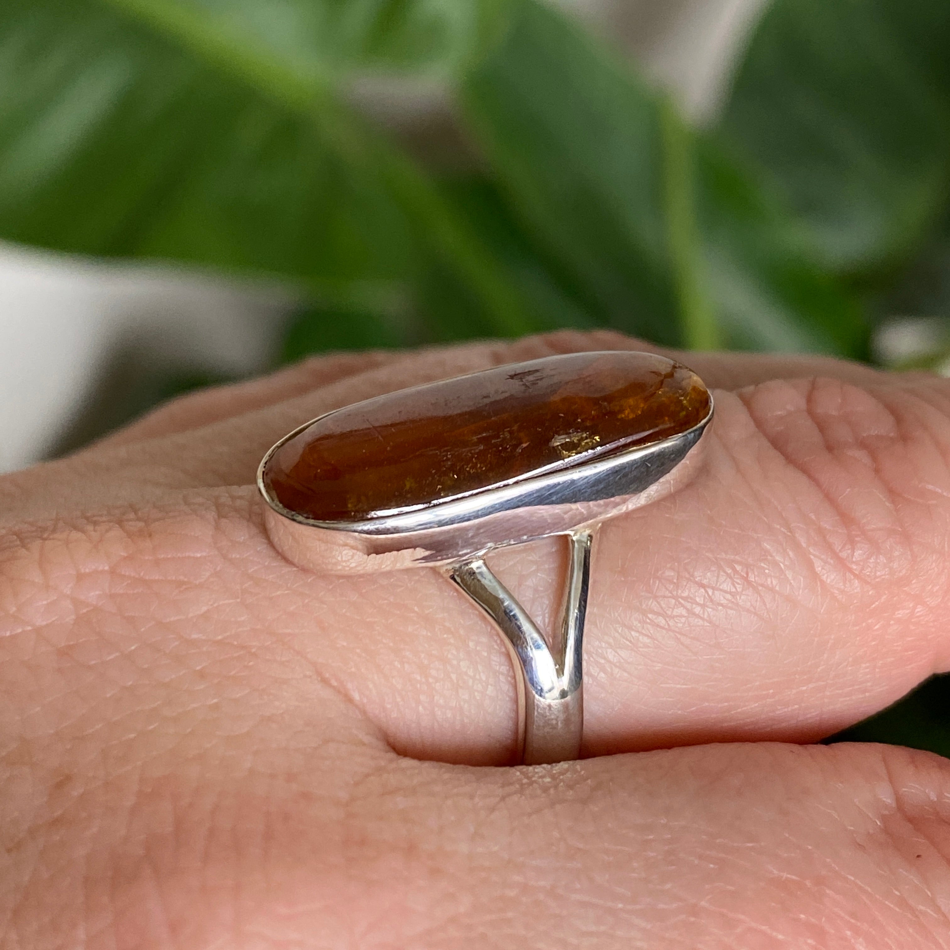 Natural Orange Kyanite Oval Cabochon Split Band Ring Size 8 - Handmade Gemstone Jewelry for Women - Perfect for Boho Chic Outfits & Special Occasions