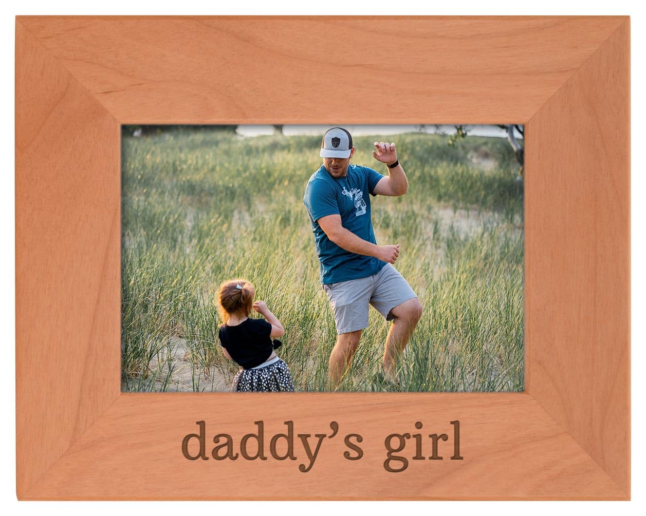 Personalized Wood Picture Frame for Dad - Engraved 4x6 Landscape Photo Gift for Father's Day, Daddy's Girl & Baby Daughter - Perfect for Home Decor, Office Desk & Special Occasions