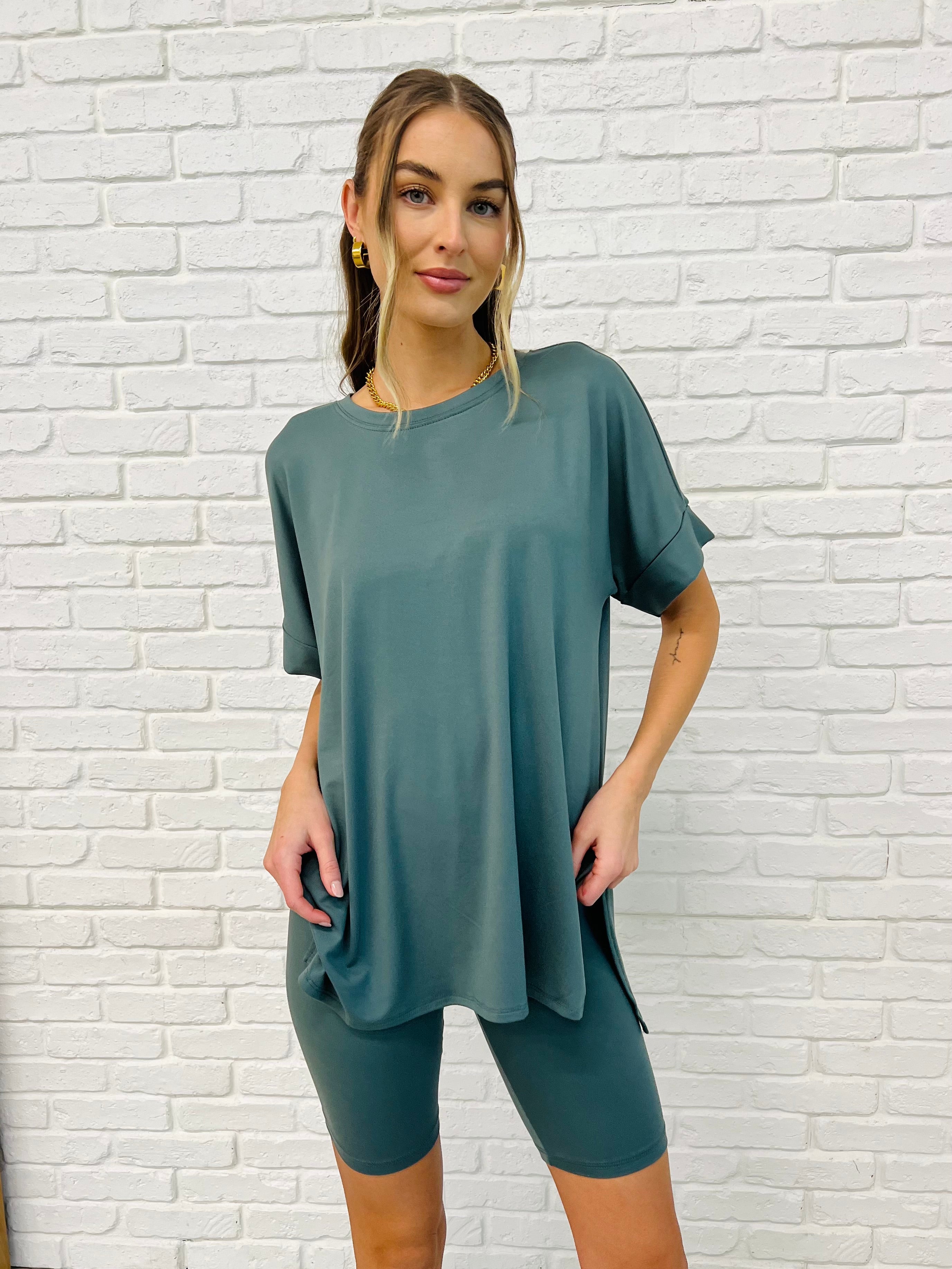 Ash Jade Comfy Cruising Top and Biker Shorts Set - Women's Casual Workout Outfit for Yoga, Gym & Running