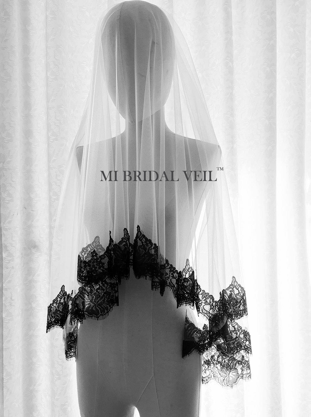 Spanish Mantilla Wedding Veil - Elegant Lace Bridal Veil with Blusher for Church Ceremony | Black Cathedral Length Wedding Veil for Bride | Perfect for Traditional Spanish Weddings, Catholic Nuptials & Formal Occasions