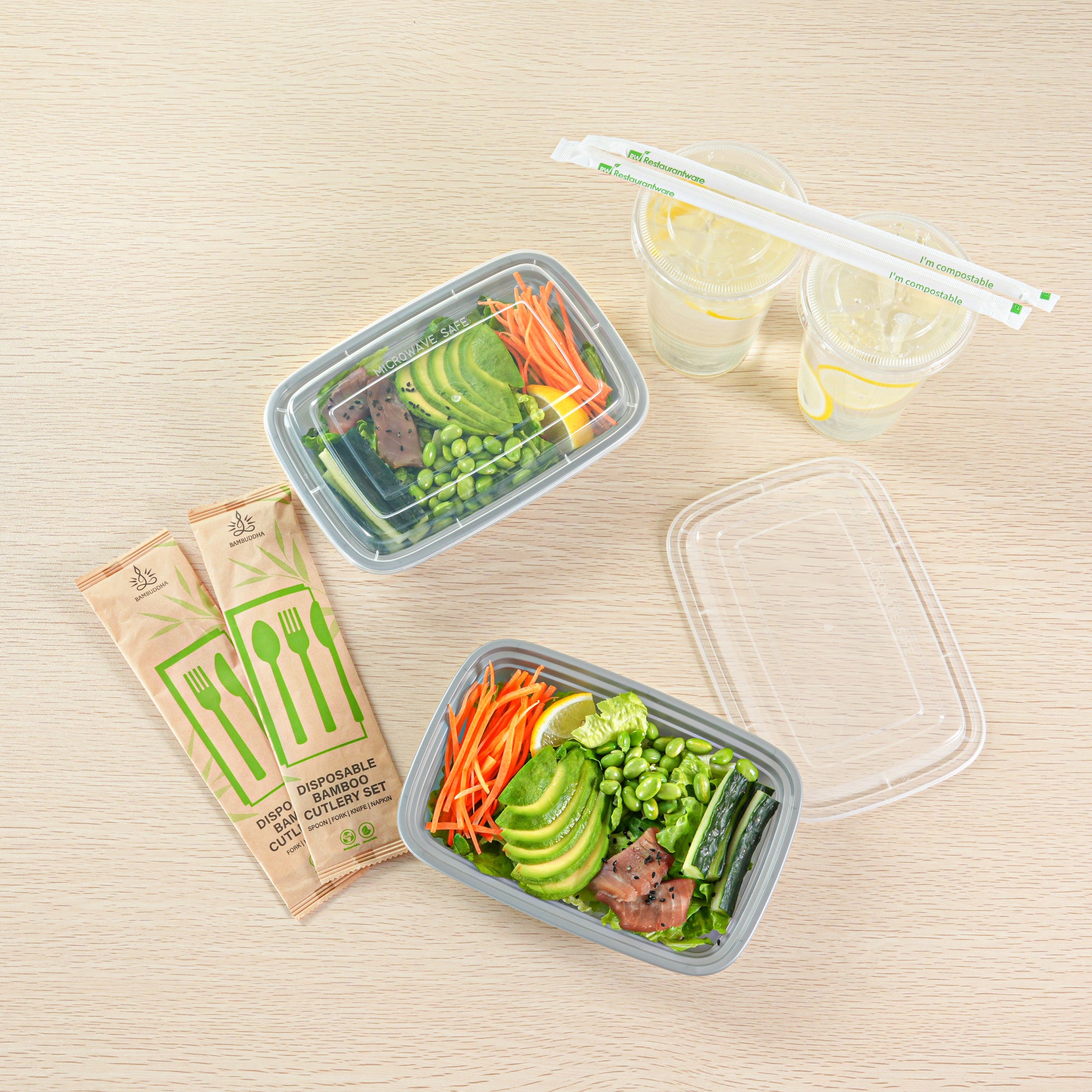 24 oz Rectangle Silver Plastic To-Go Food Containers with Clear Lids - Microwave Safe (8