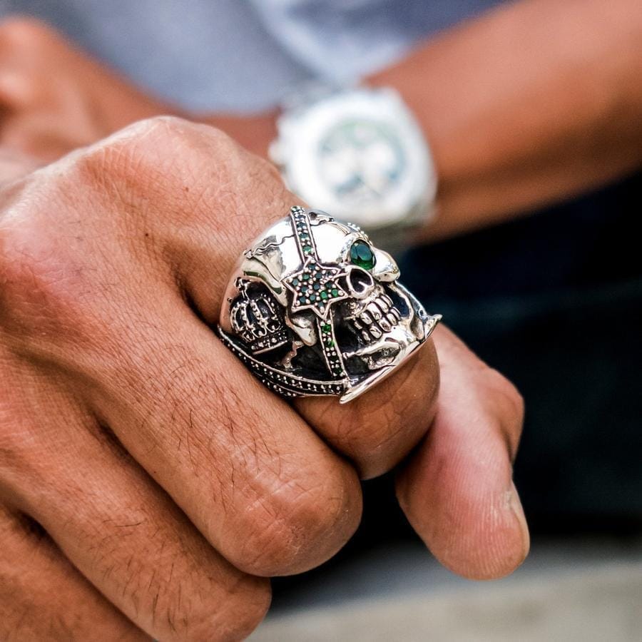 Green Emerald Crown Pirate Sterling Silver Skull Ring for Men - Gothic Jewelry, Punk Fashion Accessory - Perfect for Halloween, Cosplay, and Edgy Style Outfits