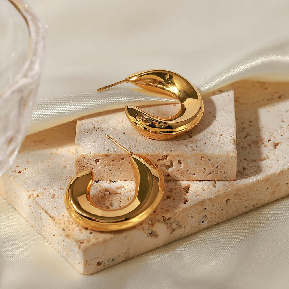 18K Gold Plated Chic C Hoop Earrings for Women - Trendy Minimalist Jewelry Gift | JDE949 | Perfect for Date Night, Office Wear & Special Occasions