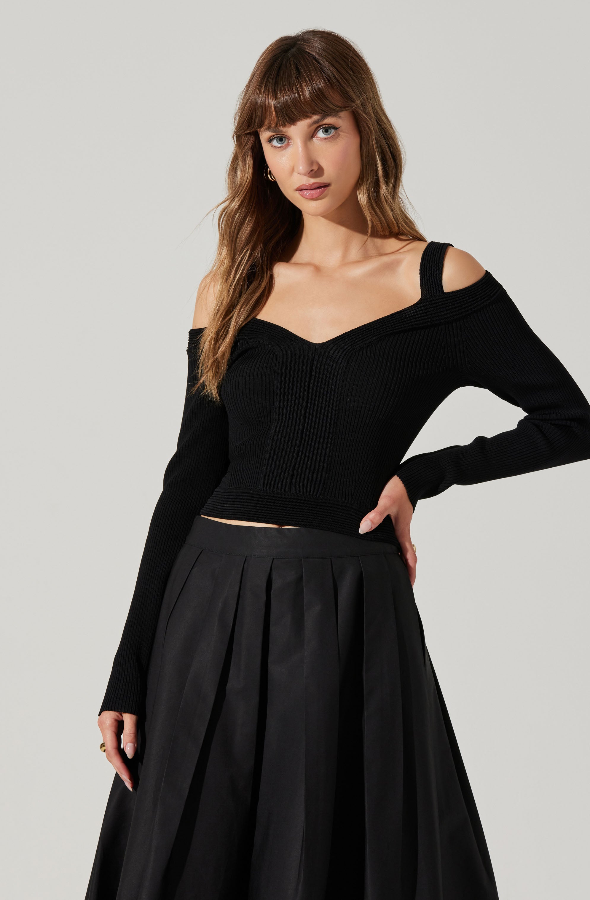 Stylish Pacey Ribbed Cold Shoulder Sweater for Women - Trendy Knit Pullover for Fall & Winter - Perfect for Casual Outings, Date Nights, and Office Wear