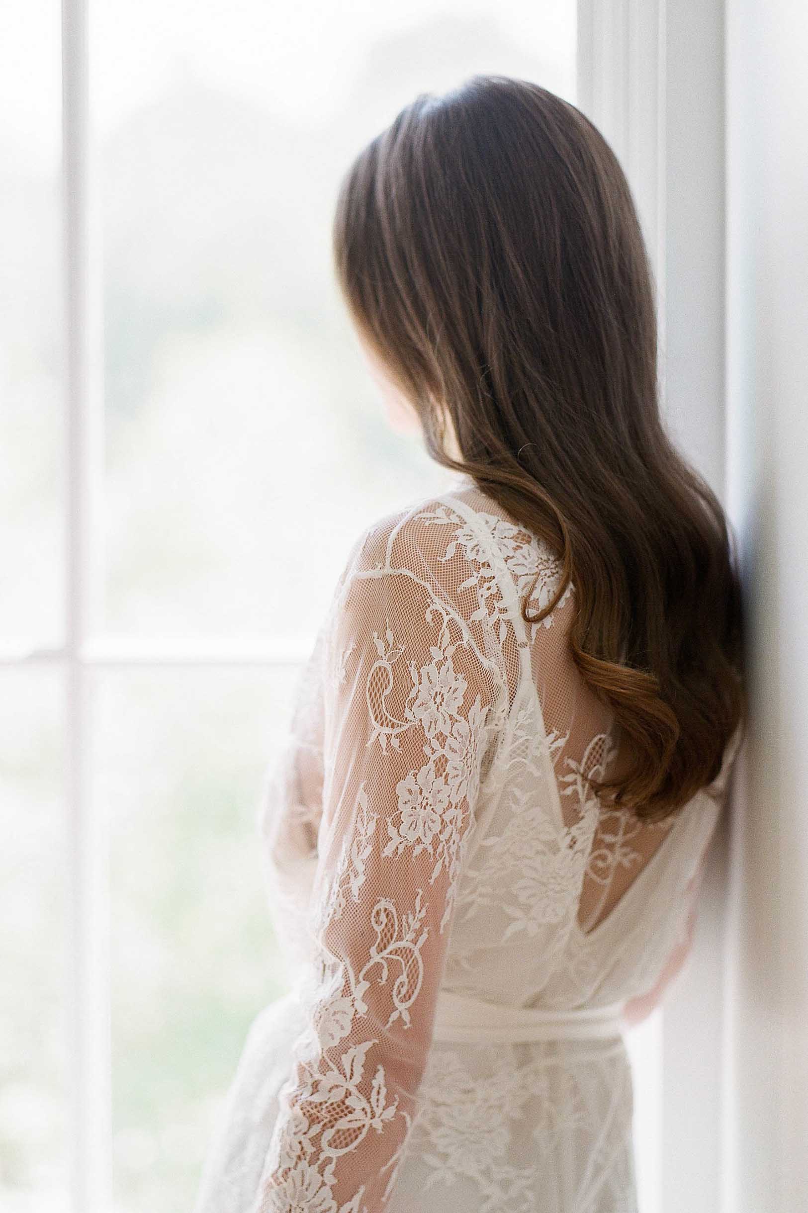 Swan Queen Ivory Lace Robe - Elegant Long Bridal Dressing Gown for Wedding, Honeymoon & Luxury Loungewear