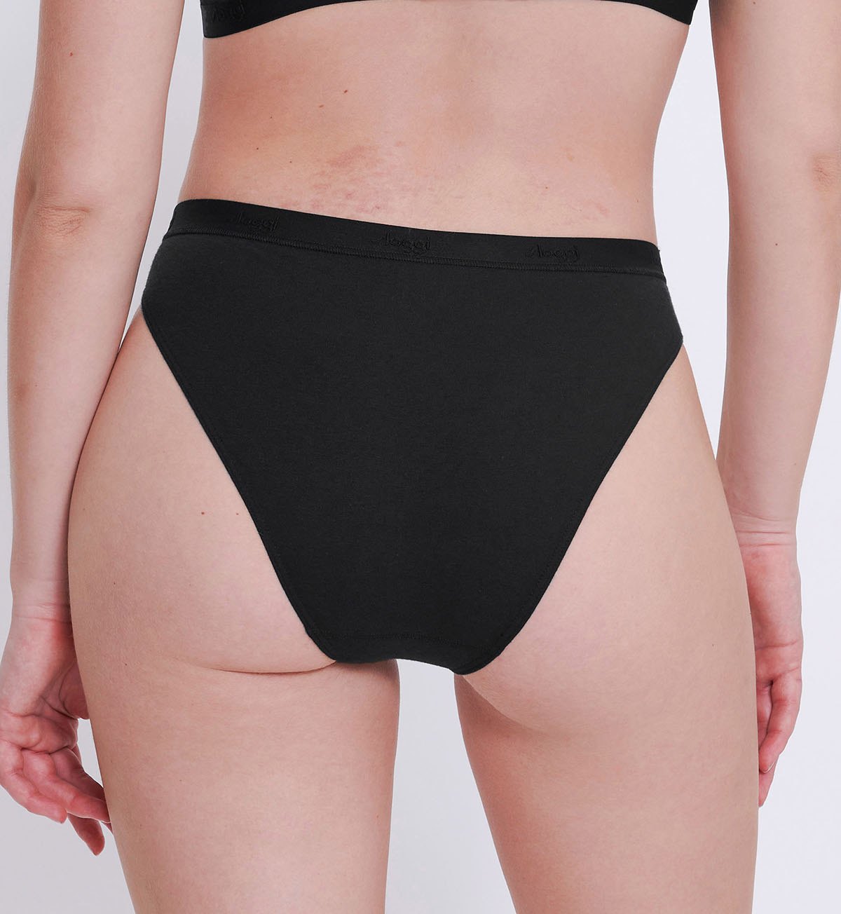 SLOGGI GO Casual High Leg Brief - Women's Comfortable Underwear for Everyday Wear - Perfect for Yoga, Workout & Lounge