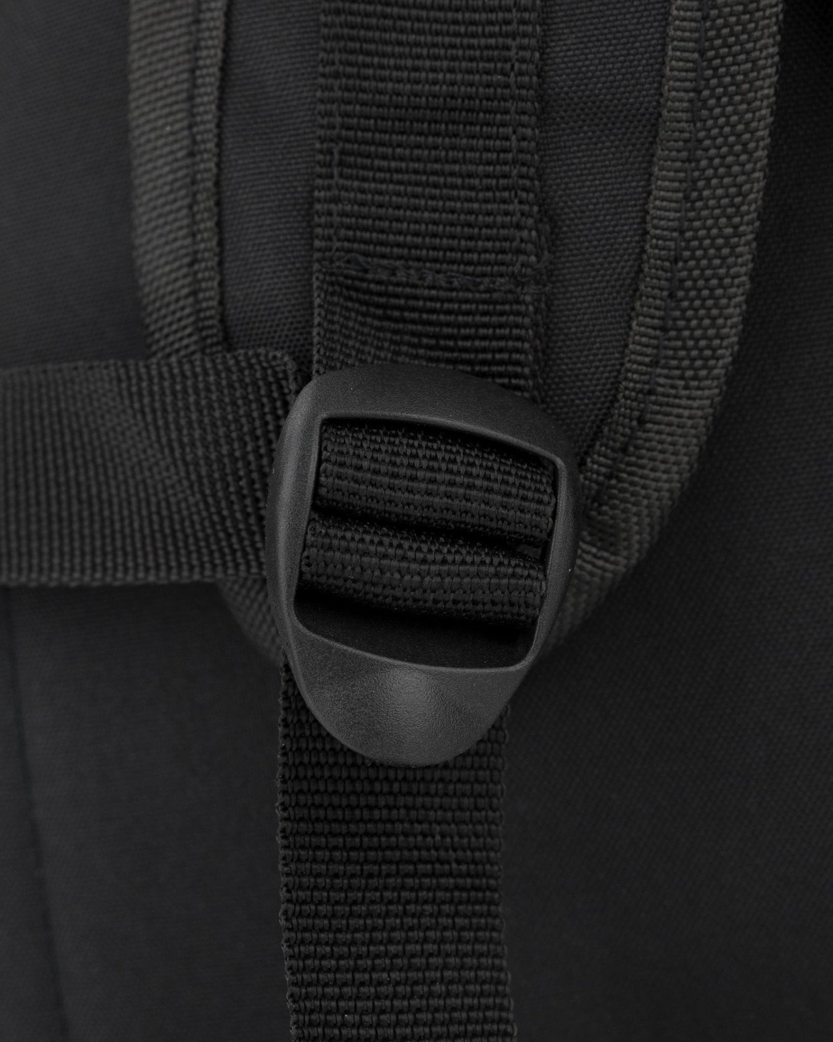 Punok Kata Backpack - Lightweight Durable Travel Backpack for Men & Women - Perfect for Hiking, School, Work & Outdoor Adventures