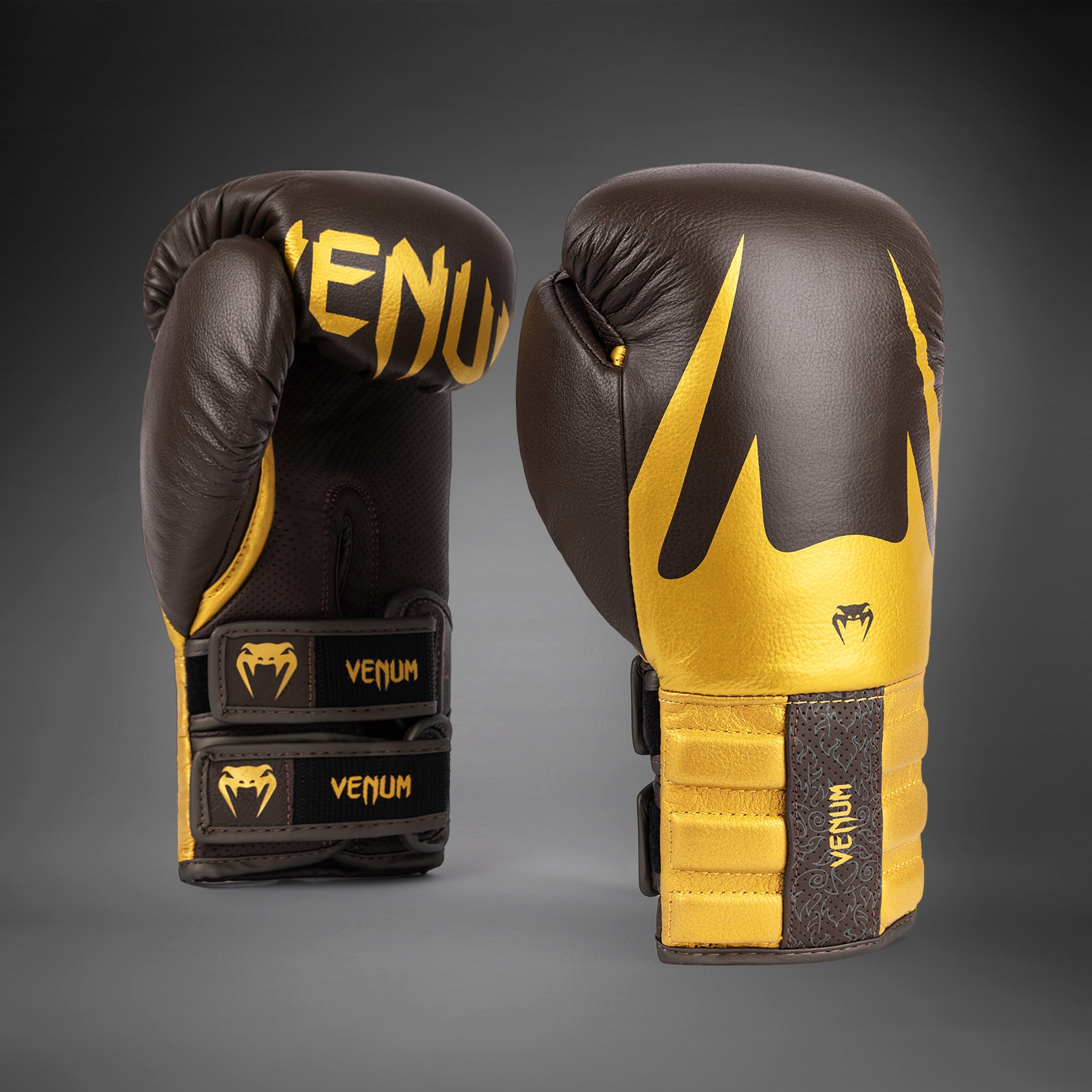Venum Reverso Boxing Gloves - Premium Chocolate & Gold Training Gloves for MMA, Kickboxing & Fitness Workouts - Ideal for Sparring, Bag Work & Heavy Bag Training