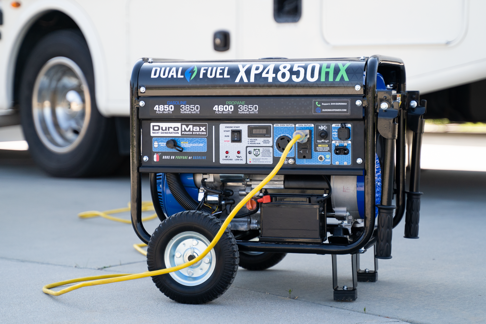 8500W Dual Fuel Portable Inverter Generator with CO Alert - Reliable Power for Camping, RV Trips & Emergency Backup