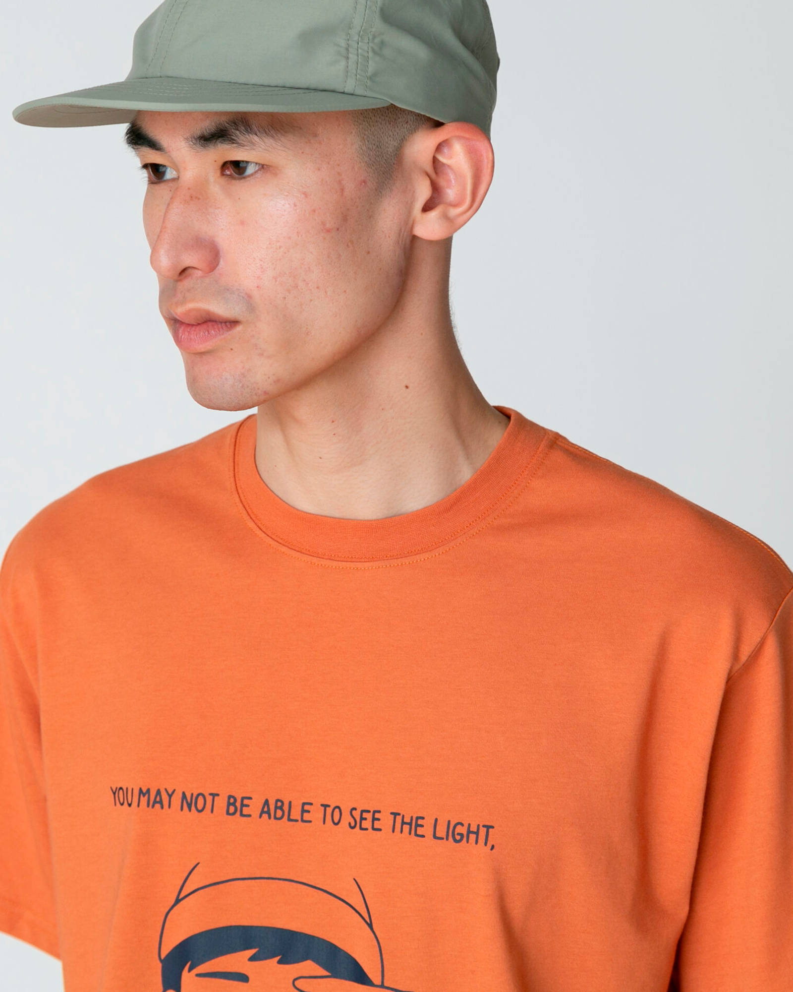 Lantern Eye Graphic T-Shirt for Men & Women - Trendy Vintage Style Tee for Casual Wear, Street Fashion & Everyday Outfits