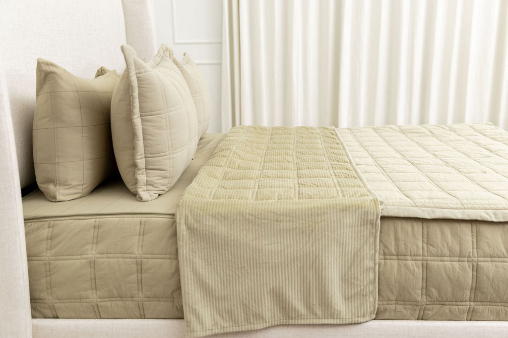 Premium Wyatt Luxe Pillowcase Set - 100% Cotton Soft Pillow Covers for Bedroom, Hotel & Travel - Queen & King Size (2 Pack) - Breathable & Hypoallergenic Bedding Essentials