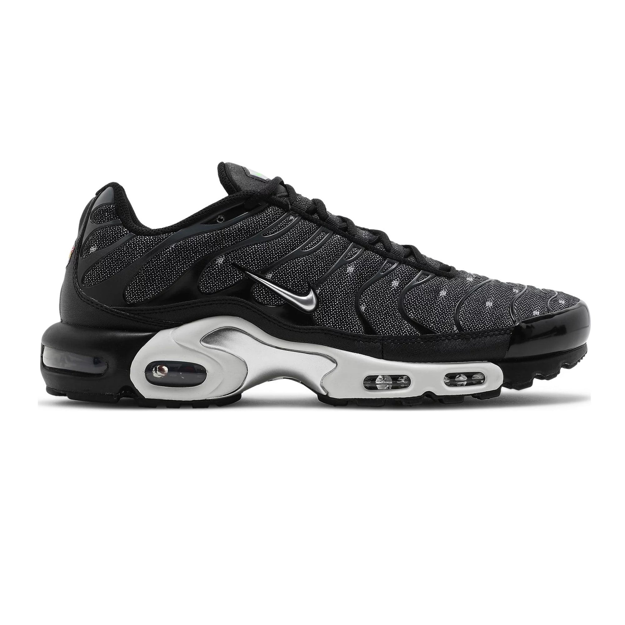 Nike Air Max Plus SE 'Black Chrome' Running Shoes for Men (2021) - Lightweight Cushioned Sneakers for Gym, Workout & Everyday Wear