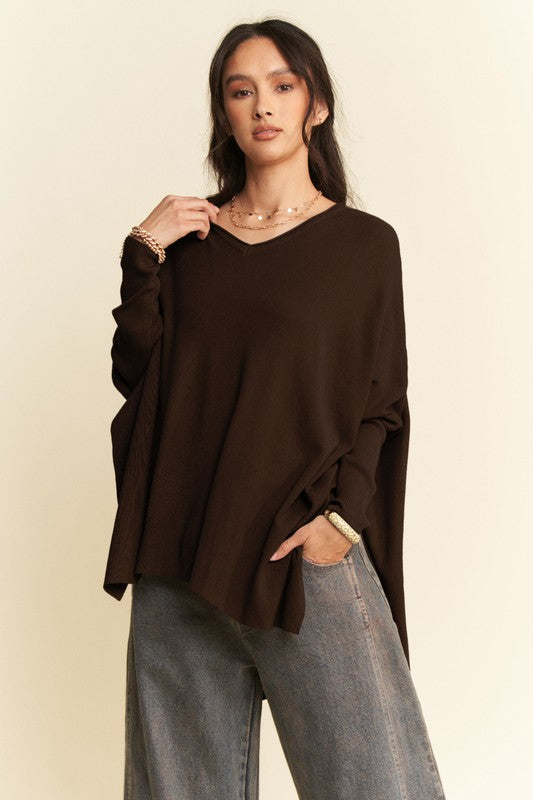 Stylish Side Slit Batwing Sleeve Tops for Women - Trendy Loose Fit Blouse for Casual Outings & Date Nights
