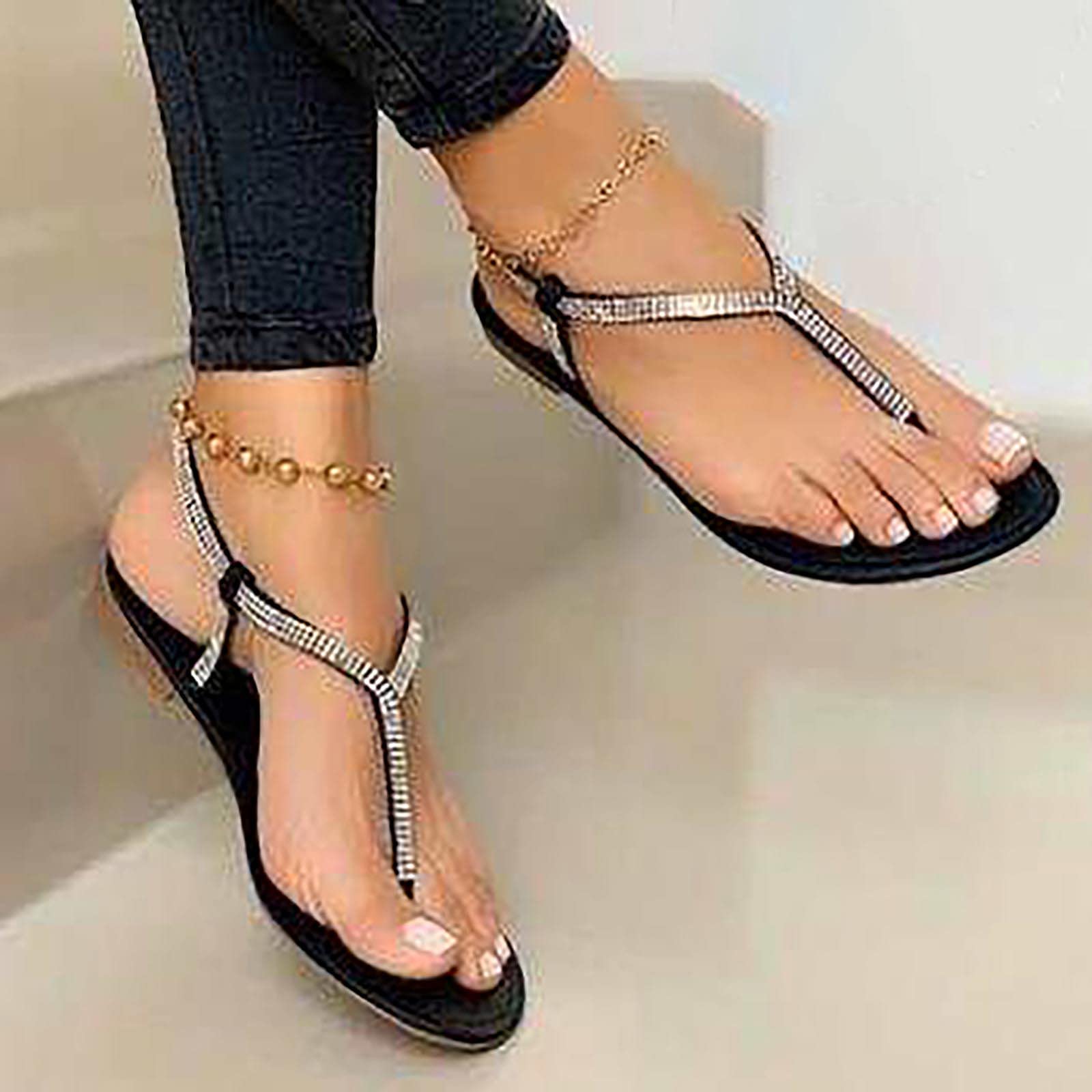 Sparkly Rhinestone Thong Flip Flops for Women - Summer Fashion Sandals with Comfortable Straps & Open Toe Design - Lightweight Beach Shoes for Casual Wear, Pool Parties & Vacation Outfits