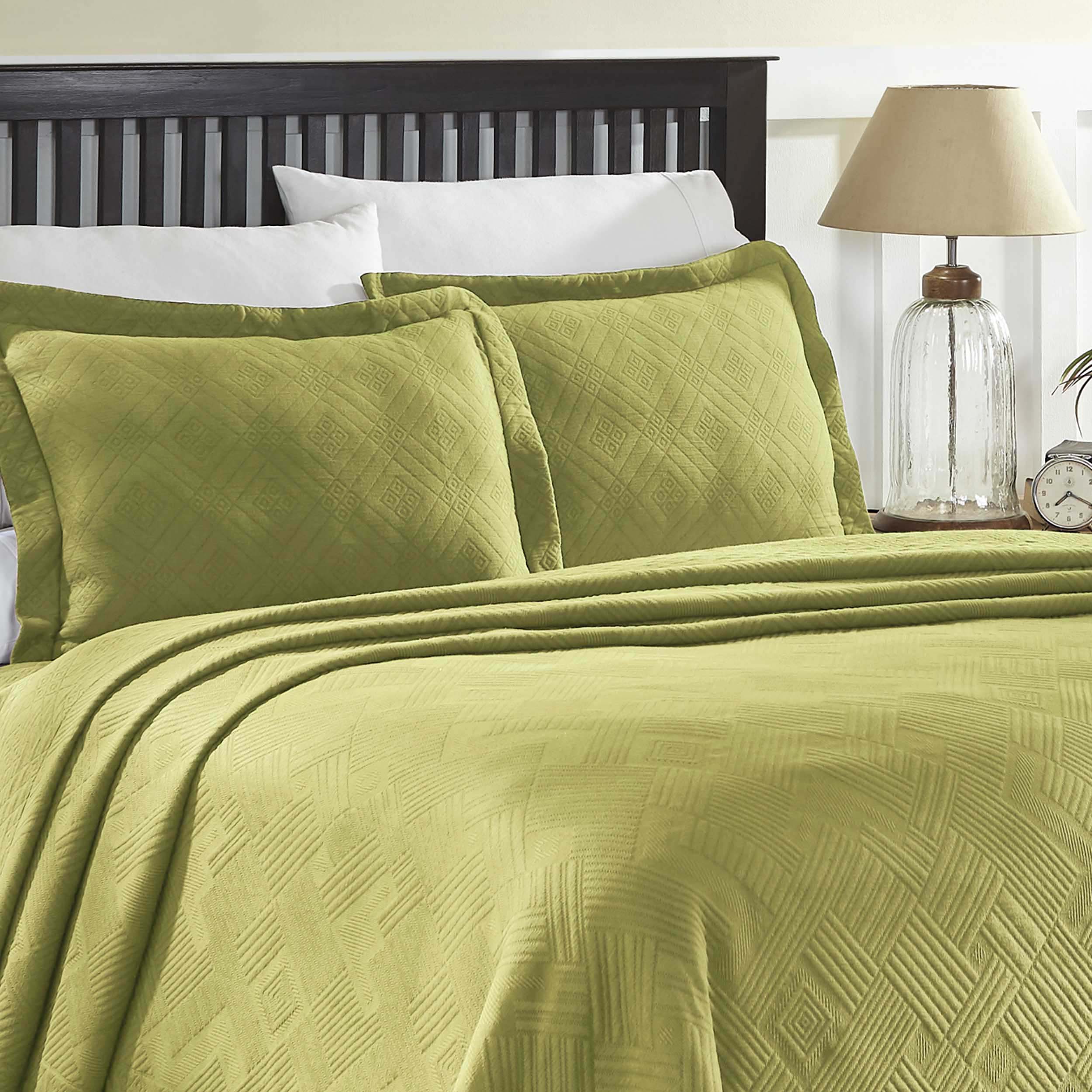 Geometric Fret Cotton Jacquard Matelasse Scalloped Bedspread Set - Luxury Queen Size Bedding for Modern Bedroom Decor
