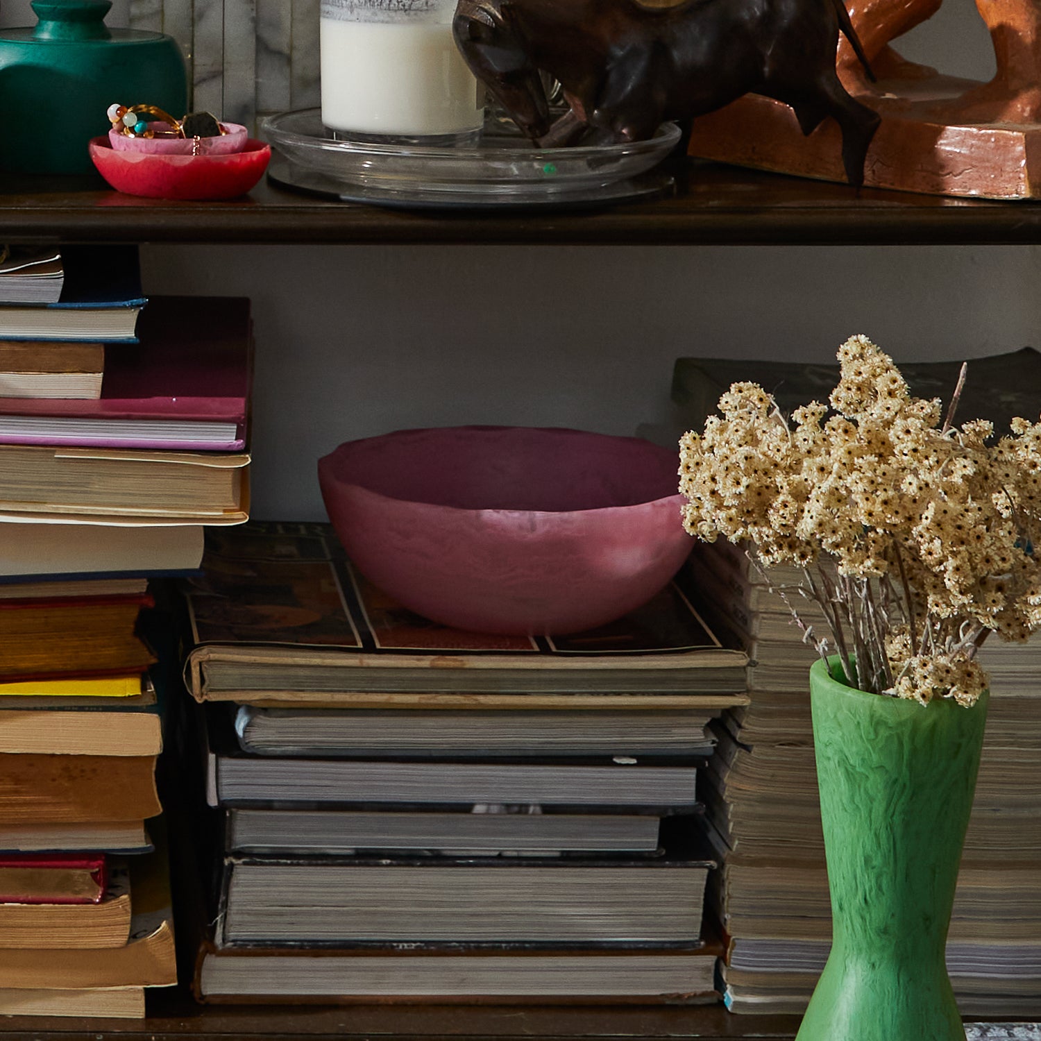 Sloane Bowl - Premium Ceramic Serving Bowl in Fuchsia Pink - Perfect for Salads, Pasta, Soups & Entertaining