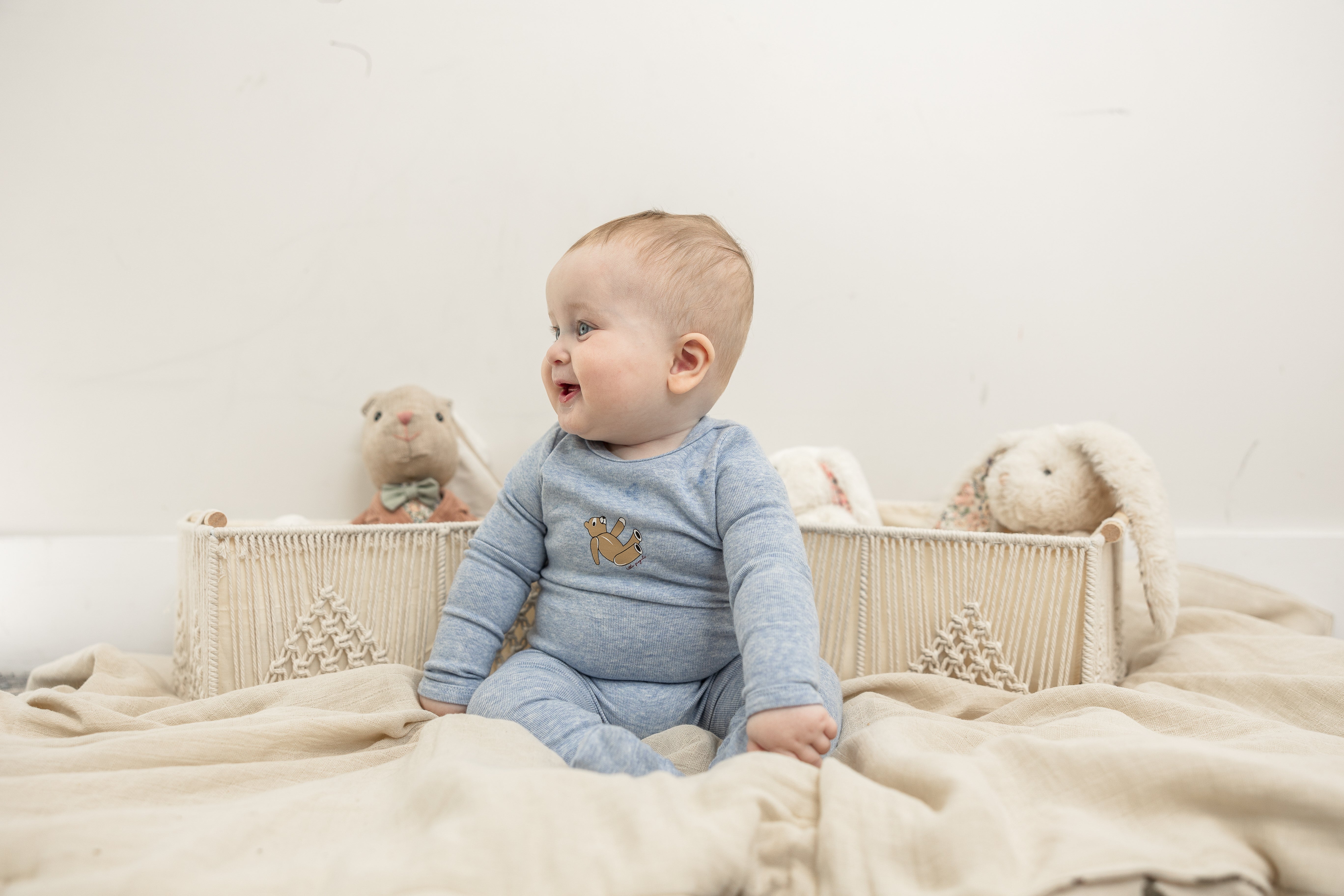 Cozy Bear Print Ribbed Onesie for Adults - Soft & Warm Winter Pajamas - Perfect for Lounging, Sleepwear & Christmas Gifts