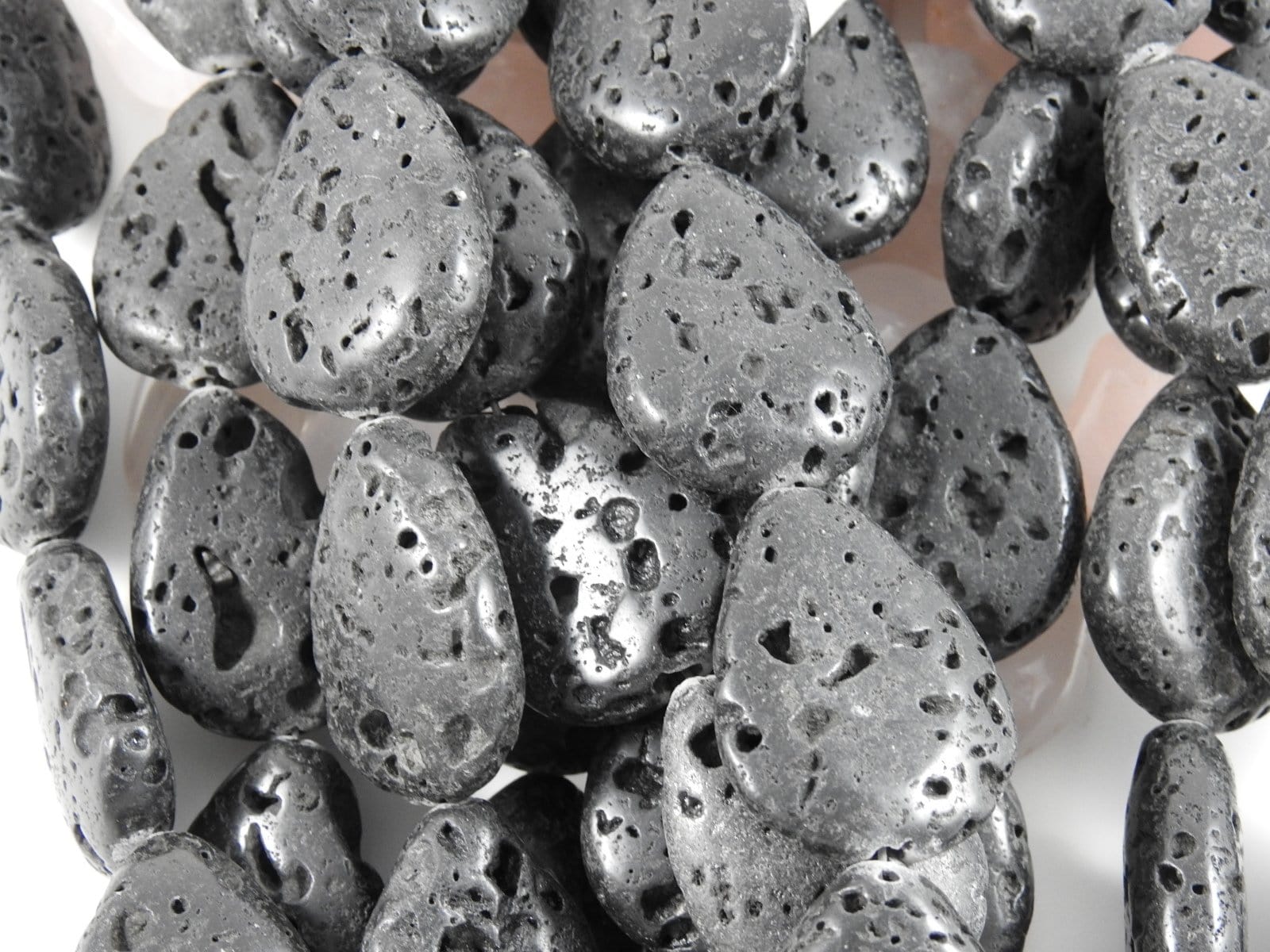 Black Lava Bead Strand - Natural Volcanic Stone Bracelet Making Kit for DIY Jewelry, Meditation & Spiritual Healing - Perfect for Yoga, Stress Relief & Gift Giving