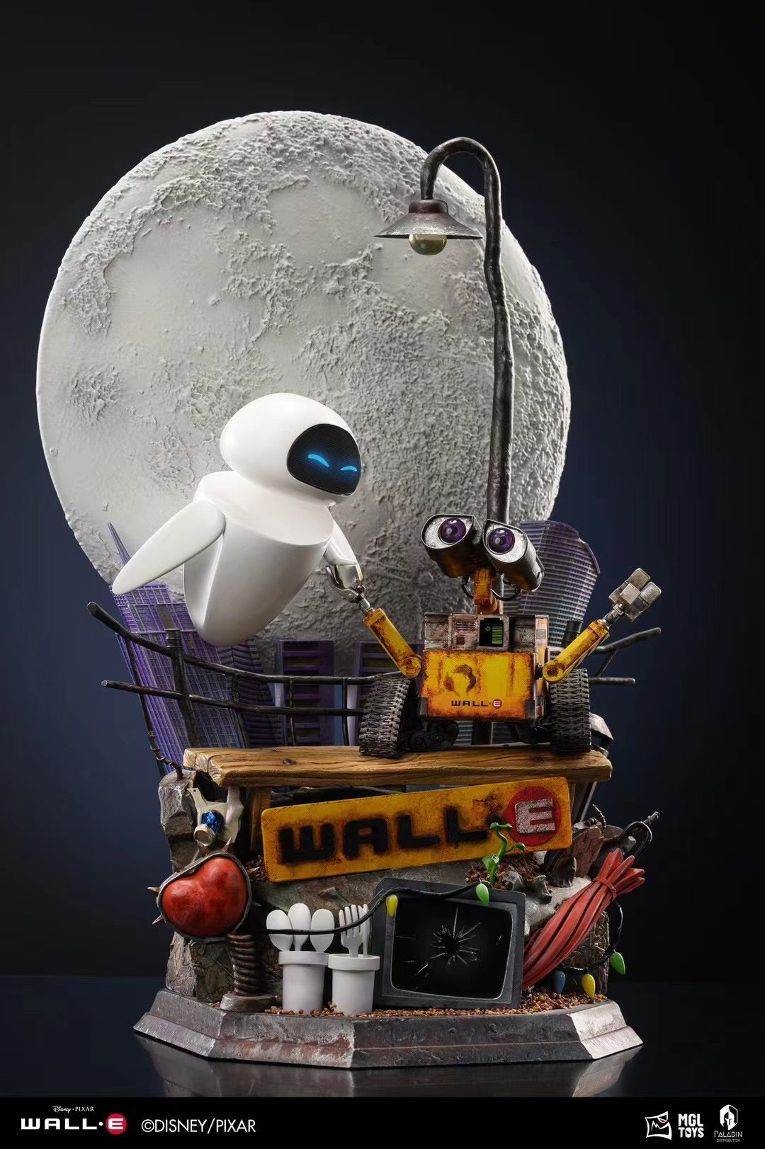 MGL TOYS & Paladin Official Licensed WALL-E & EVE Robot Toy Figures - Collectible Disney Pixar Movie Characters for Kids & Adults - Perfect for Display, Gifts, and Movie-Themed Decor