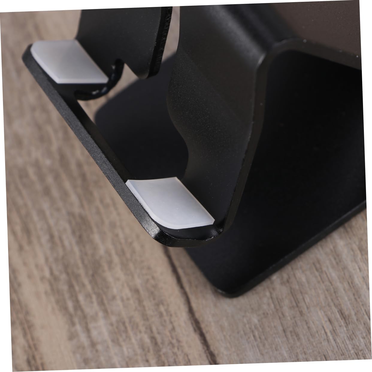 Housoutil 3-Pack Aluminum Phone Stand for Desk - Universal Tablet & Smartphone Holder with Non-Slip Pads - Perfect for Office, Home, and Travel Use