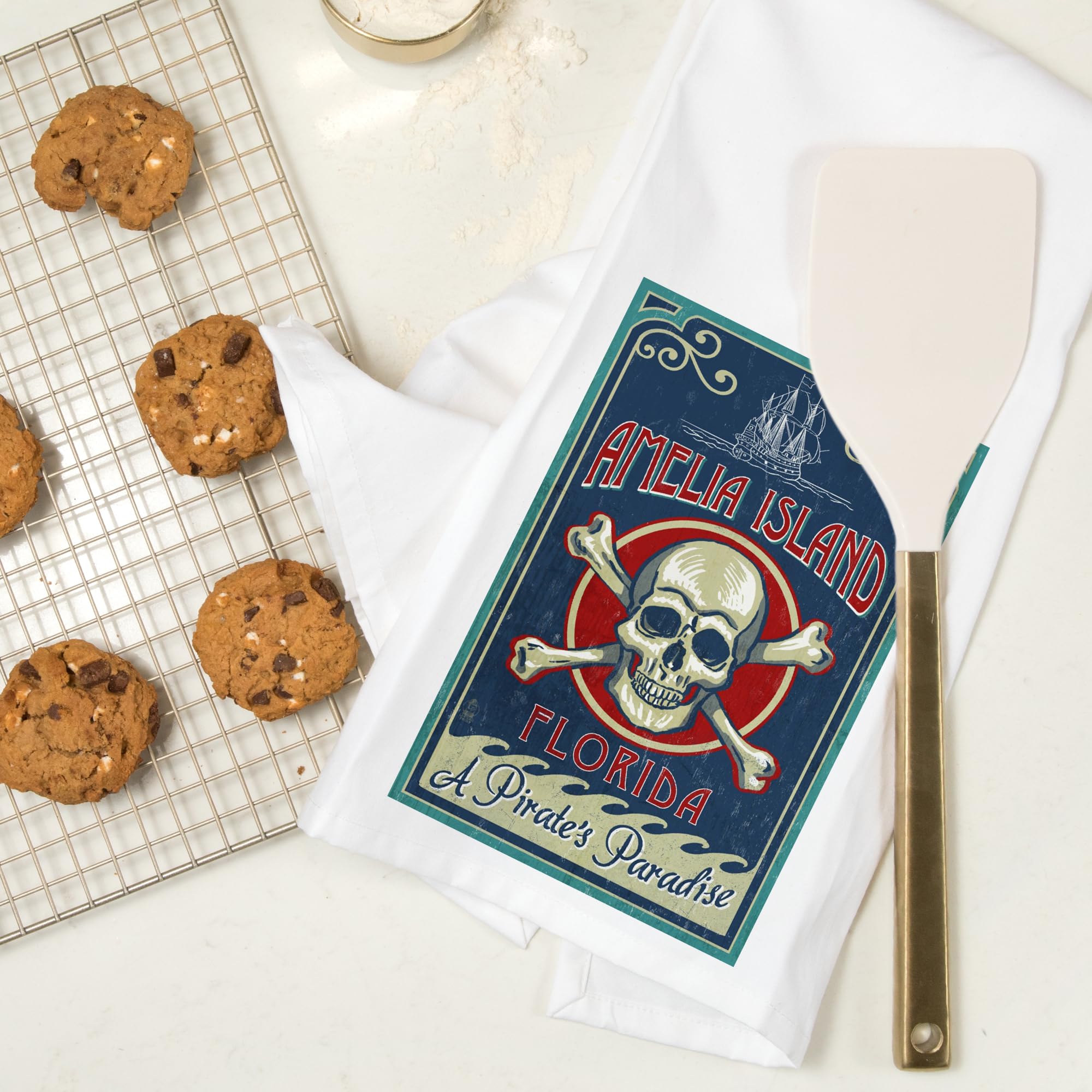 Amelia Island Florida Skull & Crossbones 100% Cotton Tea Towel - Decorative Kitchen Hand Towel for Home Decor, Dish Drying & Coastal Themed Spaces