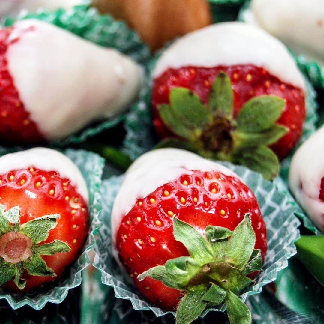 Premium Merckens White Chocolate Melts - 5 Pound Bulk (80 oz) - High-Quality Melting Wafers for Baking, Cake Pops, Chocolate Fountain & Desserts - Resealable Bag for Freshness - Perfect for Home Bakers, Candy Making & Professional Chefs - Ideal for Parties, Weddings & Holiday Treats