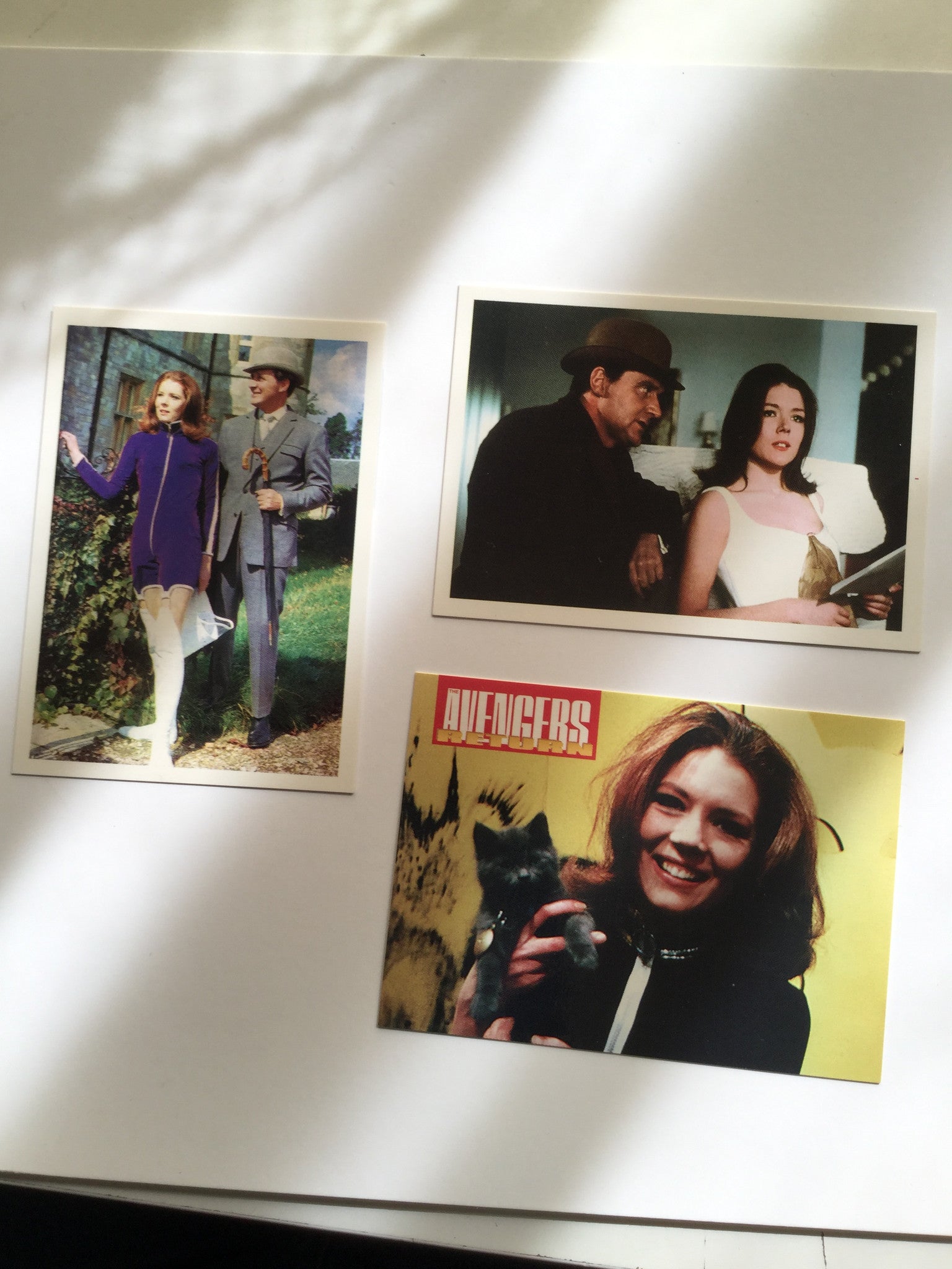 Rare 1990s Avengers TV Show 3-Card Promo Set - Collectible Marvel Trading Cards for Fans & Display