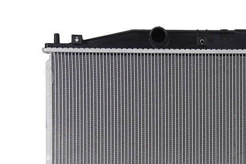 CSF Radiators 3368: High-Performance Radiator for Honda Accord 2.4L (2008-2012) - Perfect for Engine Cooling & Overheating Prevention