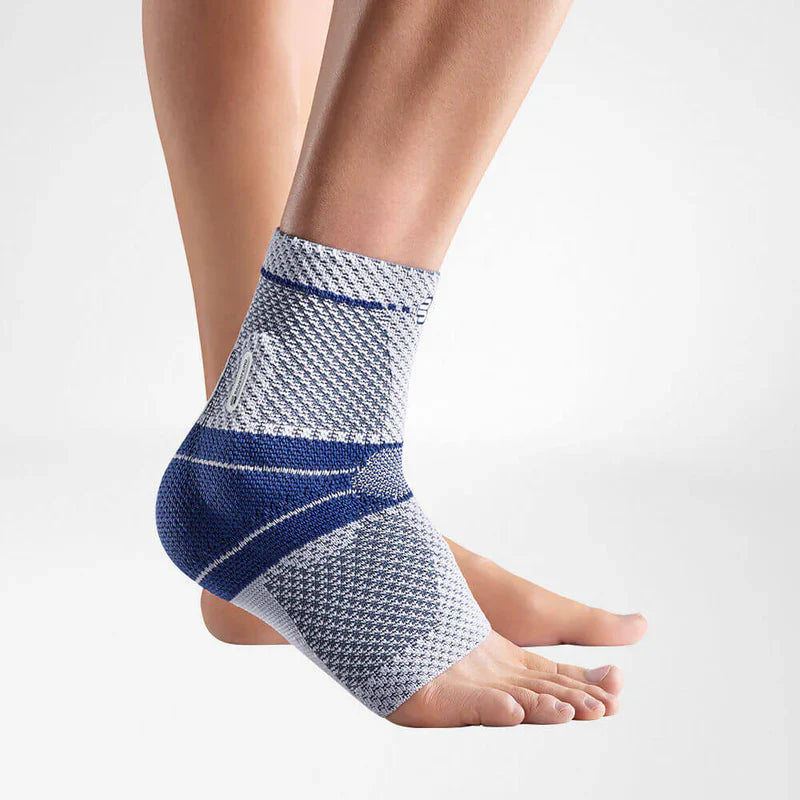 Bauerfeind MalleoTrain Ankle Support Brace - Adjustable Compression for Injury Recovery & Sports Stability - Ideal for Running, Basketball & Active Lifestyles