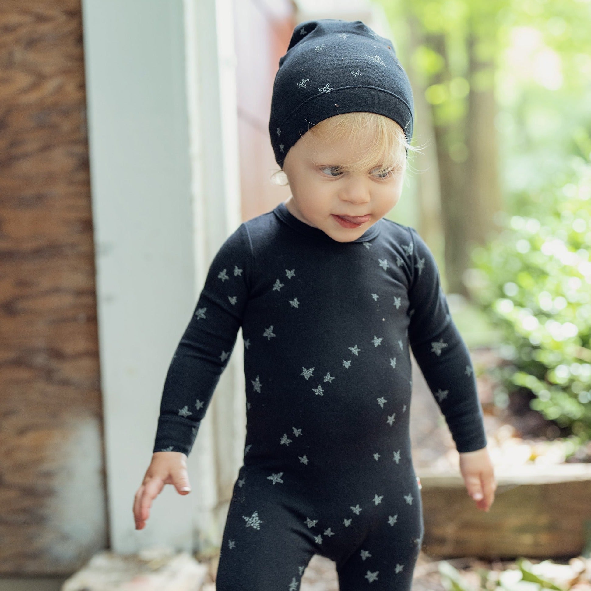 Hopscotch Black Star Layette Set - Premium Baby Clothes Gift Set for Newborns | Soft Cotton Outfit for Boys & Girls | Perfect for Photo Shoots, Christenings & Special Occasions