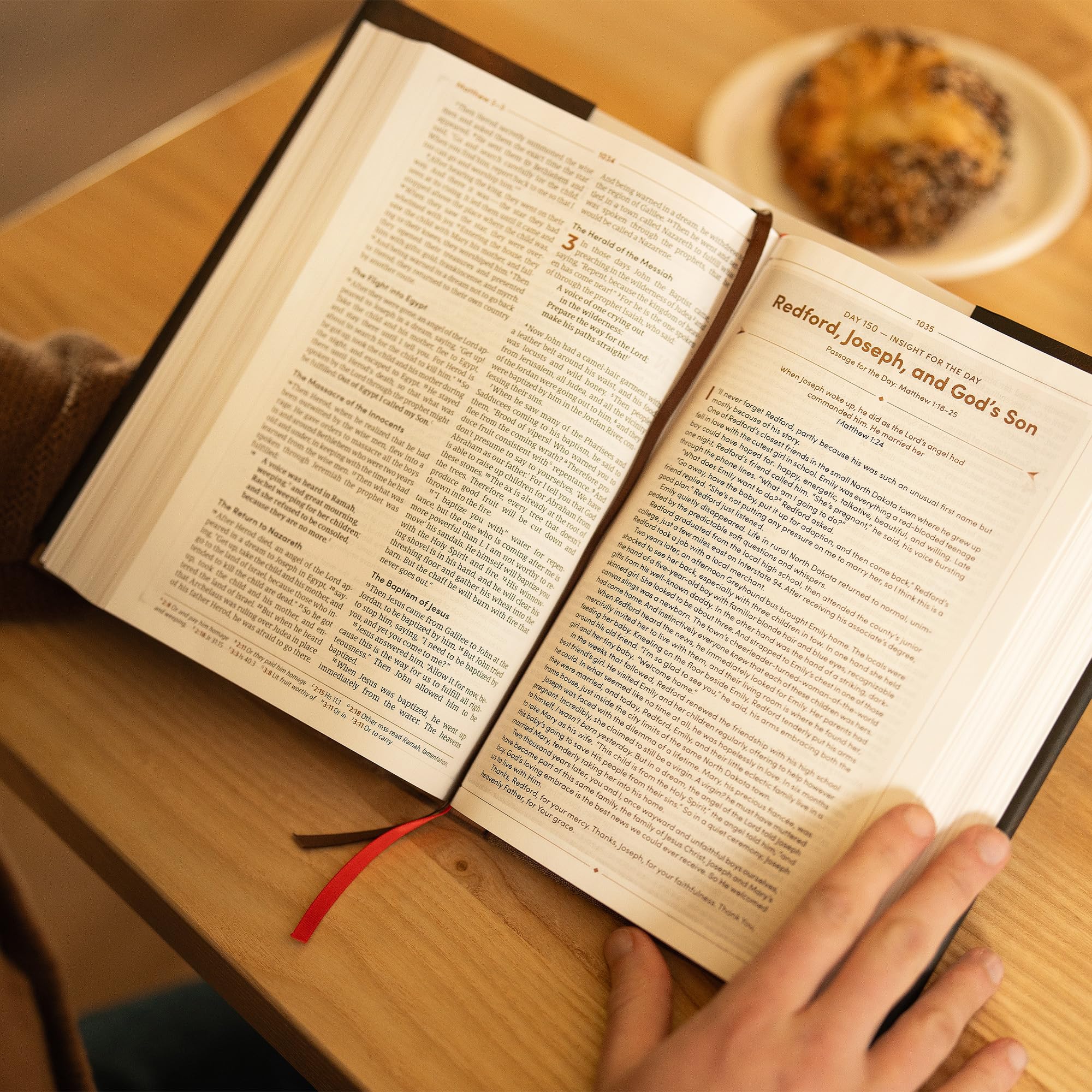 CSB Men's Daily Bible - Hardcover Black Letter Edition with Reading Plan, Study Tools & Easy-to-Read Serif Type | Perfect for Devotional Study, Small Groups & Personal Spiritual Growth