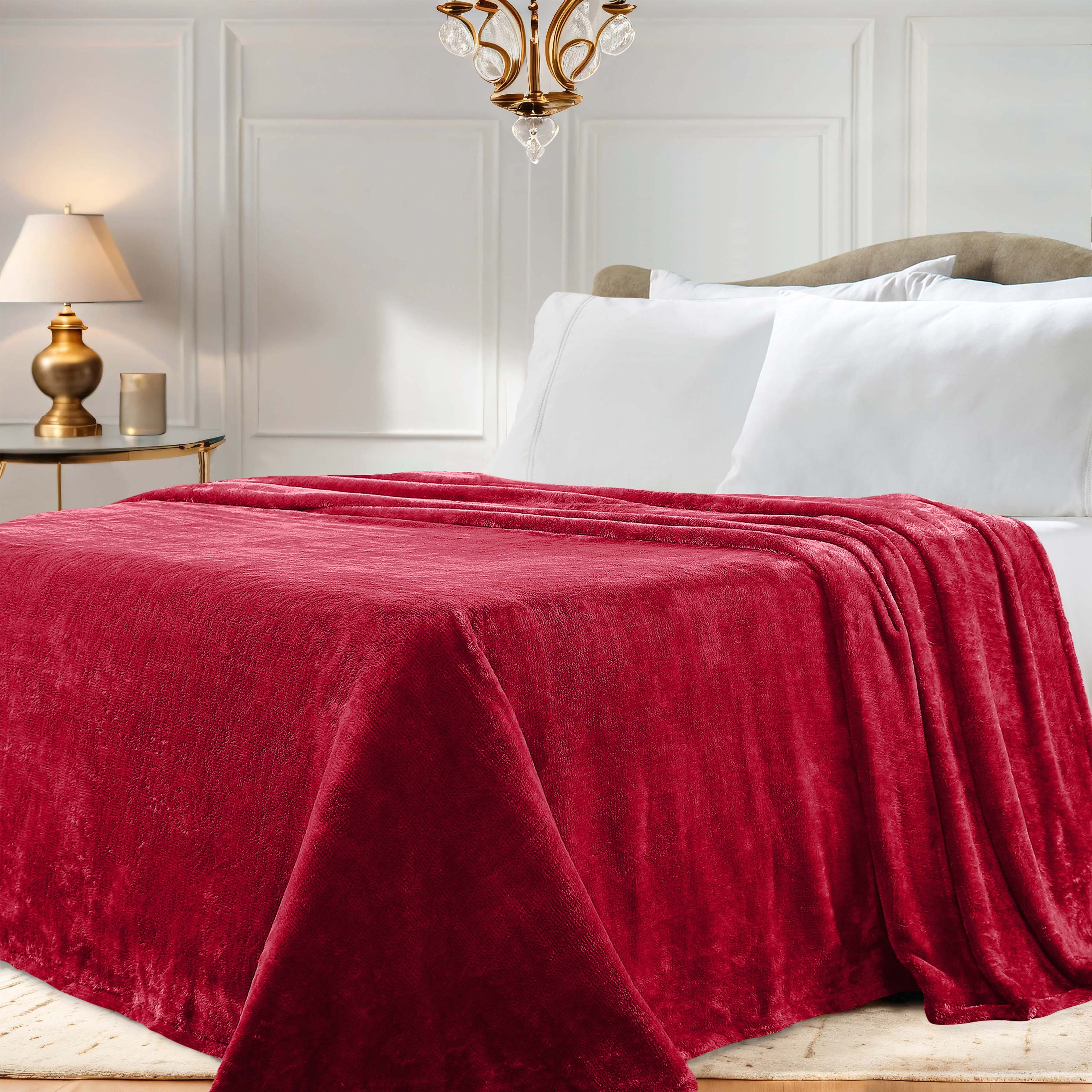 Classic Solid Fleece Plush Medium Weight Fluffy Soft Blanket - Cozy & Warm for Bed, Sofa, Travel & Gifts | Ultra-Soft Throw Blanket for All Seasons