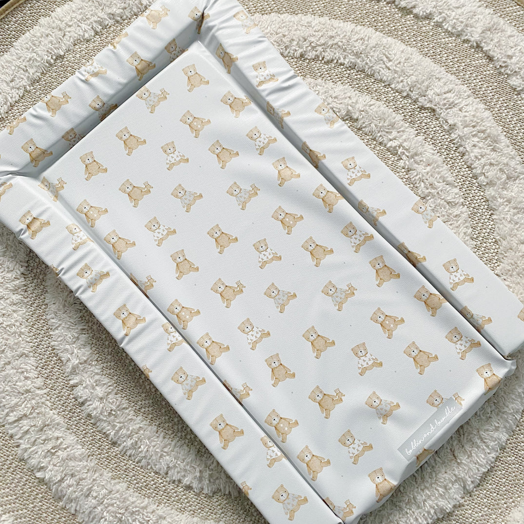 Soft Teddy Bear Print Baby Changing Mat - Waterproof & Portable Diaper Changing Pad for Nursery, Travel & On-the-Go Parenting