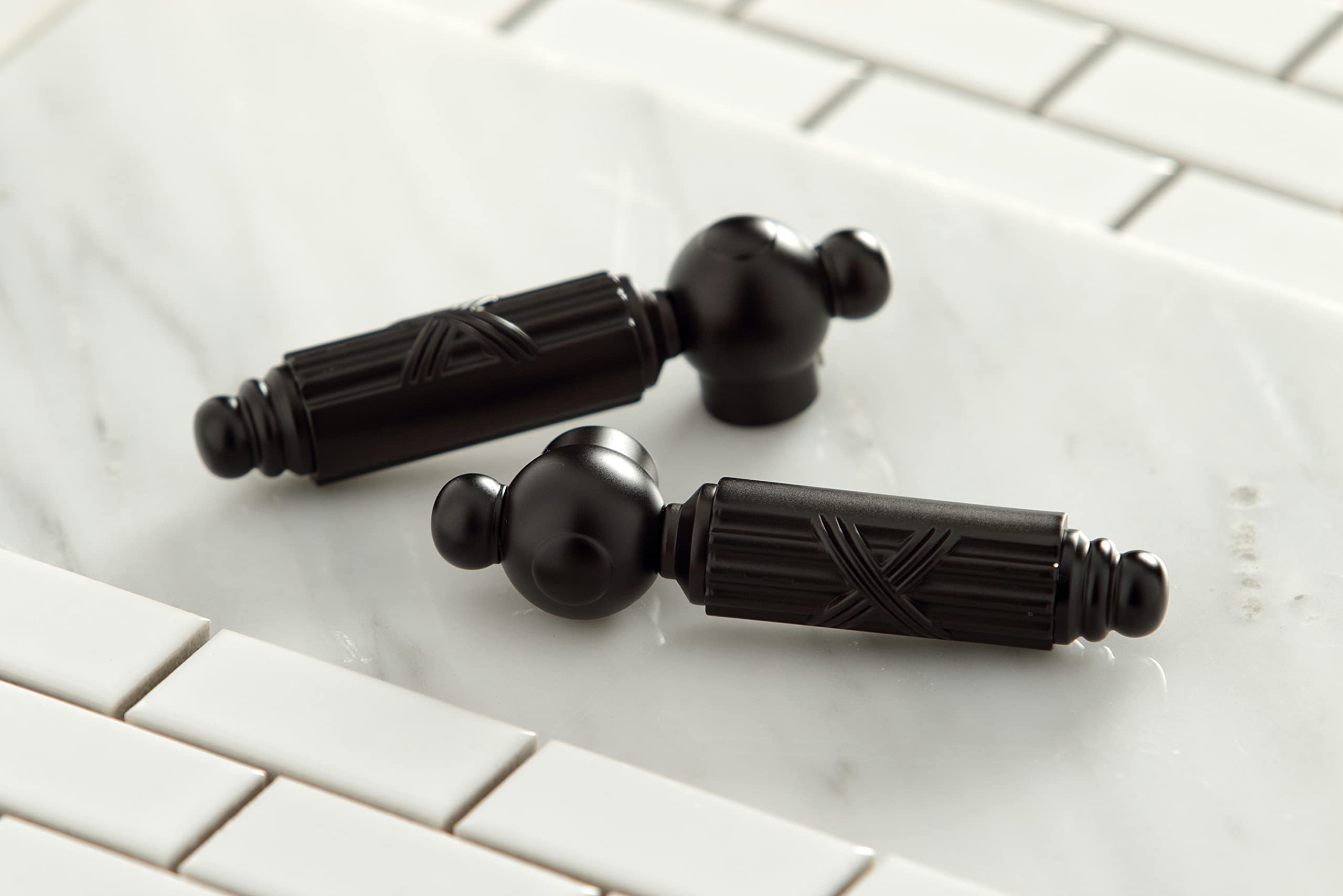 Kingston Brass KS1165GL Georgian Widespread Bathroom Faucet in Oil Rubbed Bronze - Perfect for Modern and Traditional Bathroom Vanities, Sinks & Powder Rooms