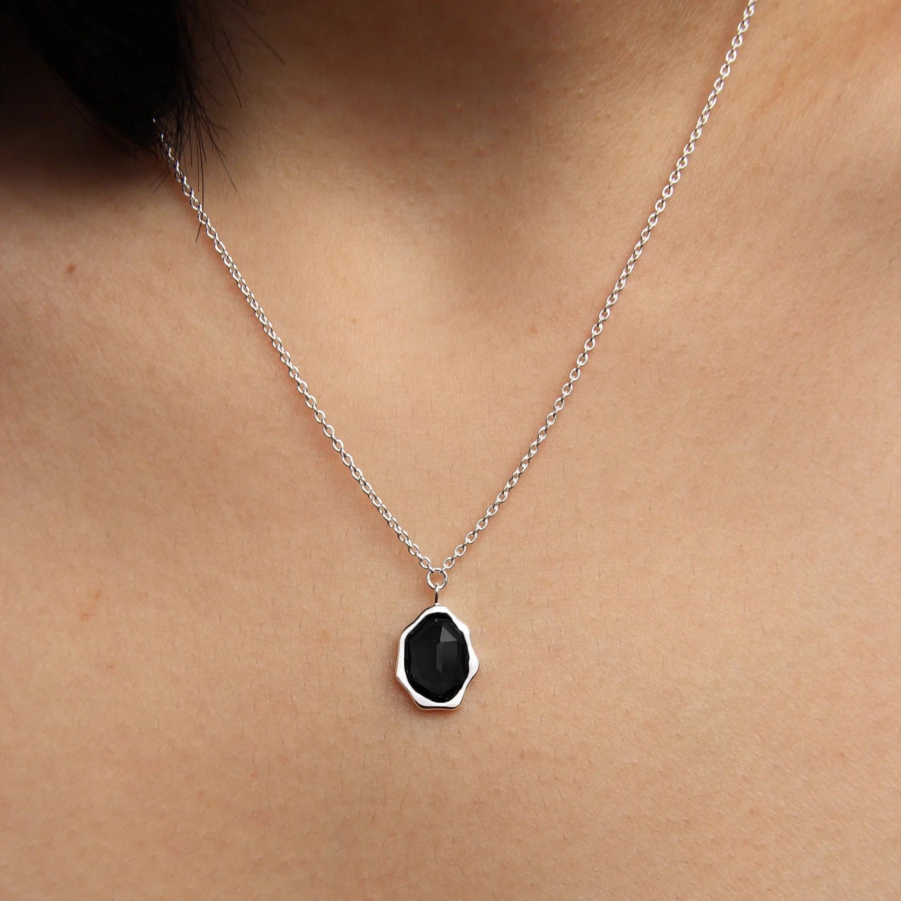 Black Onyx Mood Necklace in Sterling Silver – Genuine Black Onyx Stone for Emotional Balance | Perfect for Meditation, Energy Healing & Spiritual Gifts