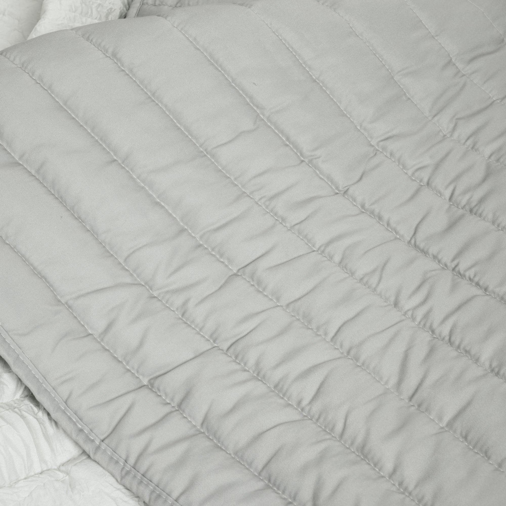 Crinkle Ombre Oversized Quilt 3 Piece Set - Soft Textured Bedding for King/Queen Size Beds - Perfect for Cozy Bedrooms, Guest Rooms & Dorm Decor