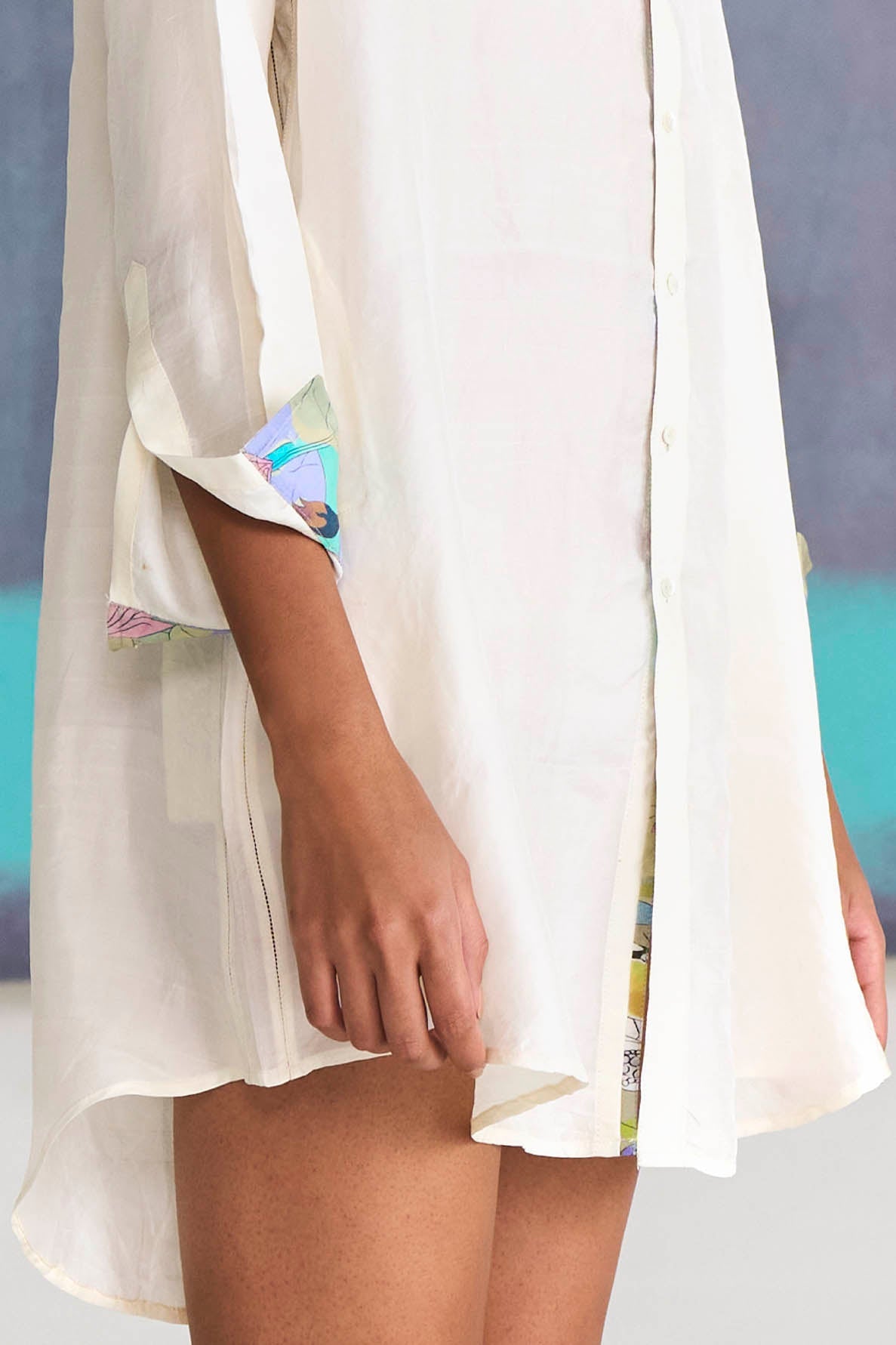Premium Oversized Silk Shirt for Women - Soft & Luxurious White Blouse - Perfect for Casual Wear, Office Outfits & Evening Events