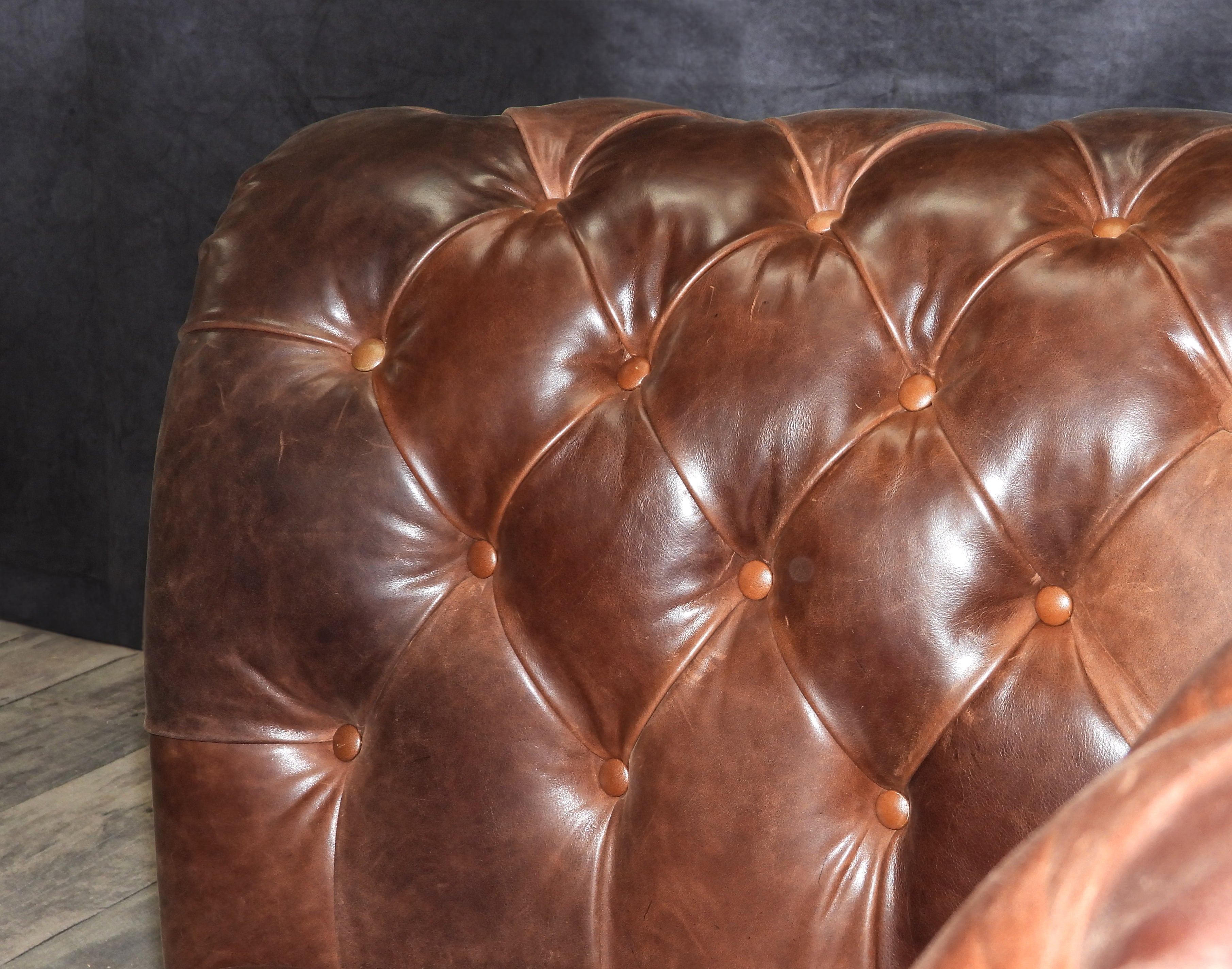 Premium CASA BERGAMO Genuine Leather Chair - Modern Living Room Furniture for Home & Office - Comfortable Seating for Relaxing, Reading & Entertaining