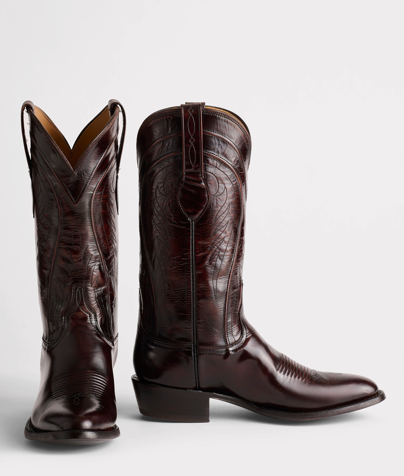 Gavin Brown - Premium Quality Apparel & Accessories for Men and Women | Perfect for Casual Wear, Office, and Outdoor Activities
