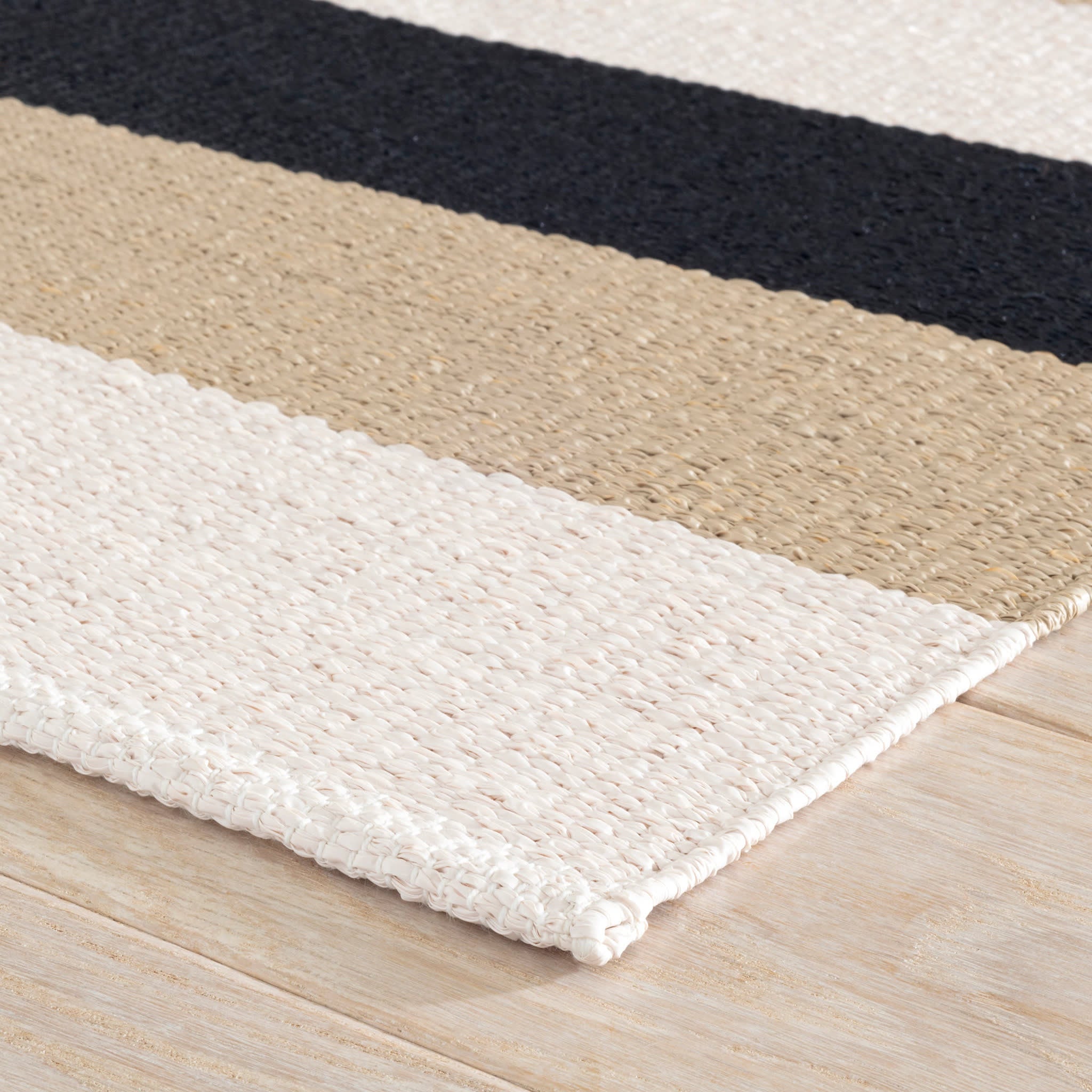 Doolittle Handwoven Indoor/Outdoor Area Rug - Neutral Beige & Gray Boho Chic Design - Perfect for Living Room, Bedroom, Patio & Deck Decor