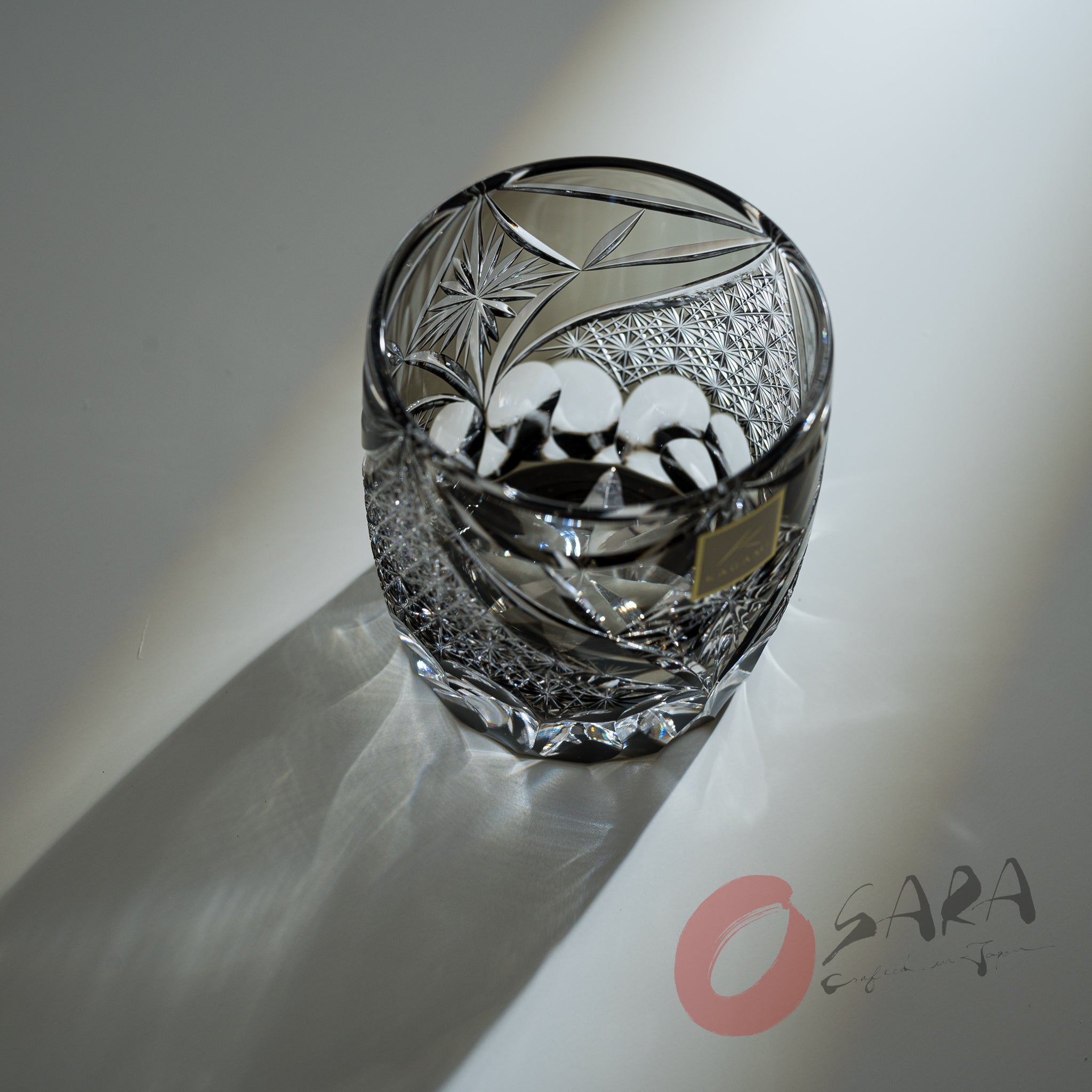 Premium KAGAMI Crystal Multilayer Colored Sake Glass Set - Keiunkai Collection - Elegant Japanese Drinking Cups for Sake, Cocktails & Special Occasions