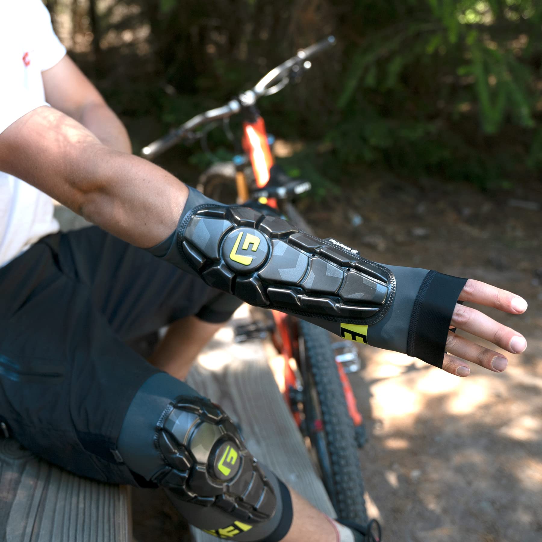 G-Form Pro-X3 Elbow Guards - Protective Gear for Dirt Bike & Mountain Bike Riding - Lightweight & Durable Elbow Pads for Cycling, BMX & Extreme Sports - Perfect for Trail Riding, Downhill & Off-Road Adventures