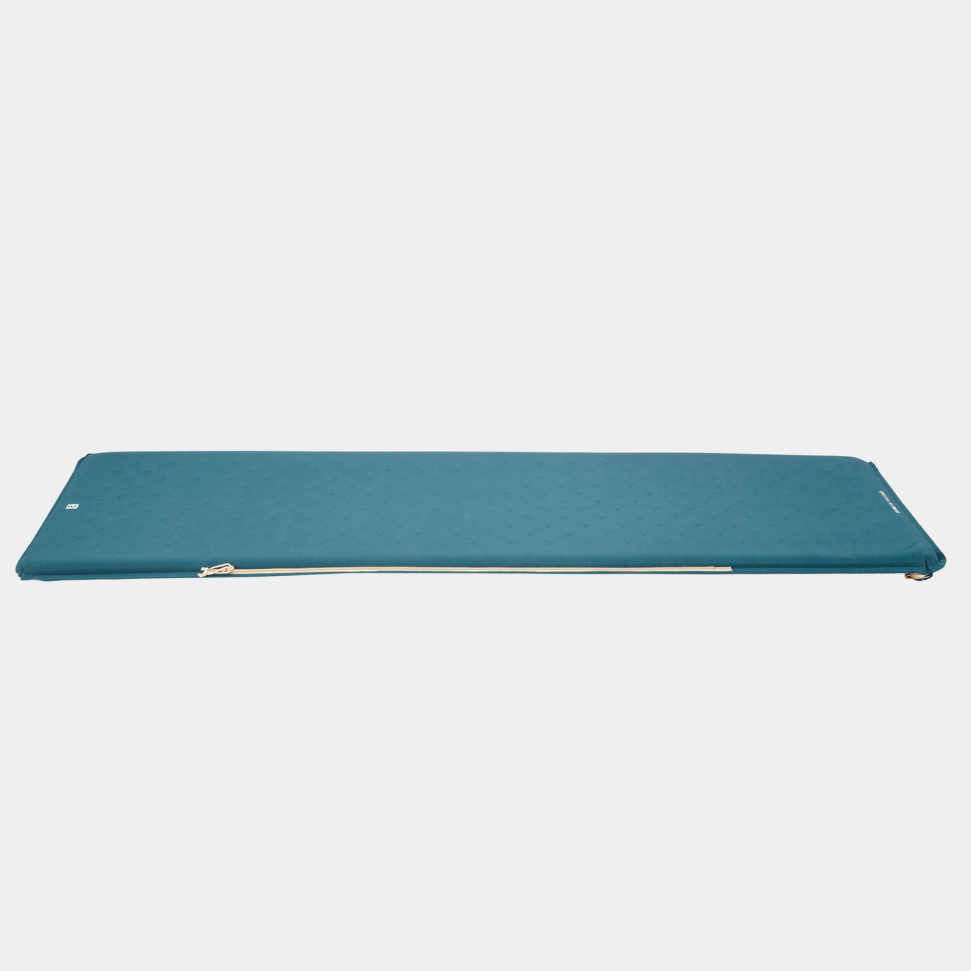 Quechua Arpenaz Comfort Self Inflating Camping Mattress - 4 Season Lightweight Sleeping Pad for Hiking, Backpacking & Outdoor Adventures