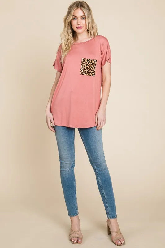 BOMBOM Leopard Print Chest Pocket T-Shirt for Men - Stylish Casual Tee for Everyday Wear, Outings & Street Fashion