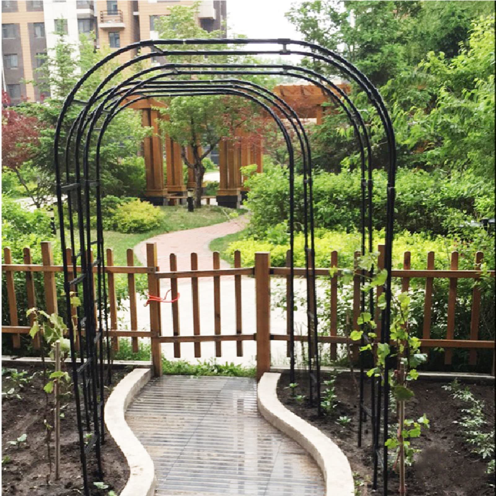 Black Round Top Garden Arch - 9.8x7.9FT Metal Wedding Arbor for Climbing Plants, Vines & Flowers | Outdoor Patio Decor, Bridal Party Backdrop & Garden Trellis | Perfect for Weddings, Vine Support & Backyard Landscaping
